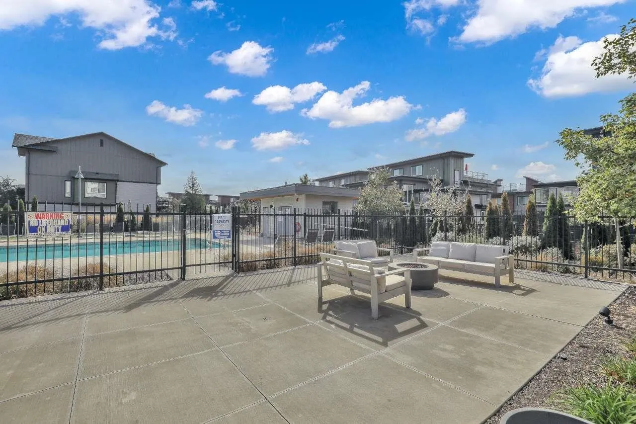 4408 Cormorant Way #28