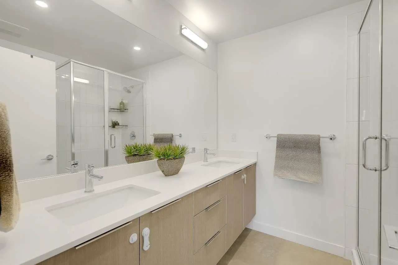 4408 Cormorant Way #28