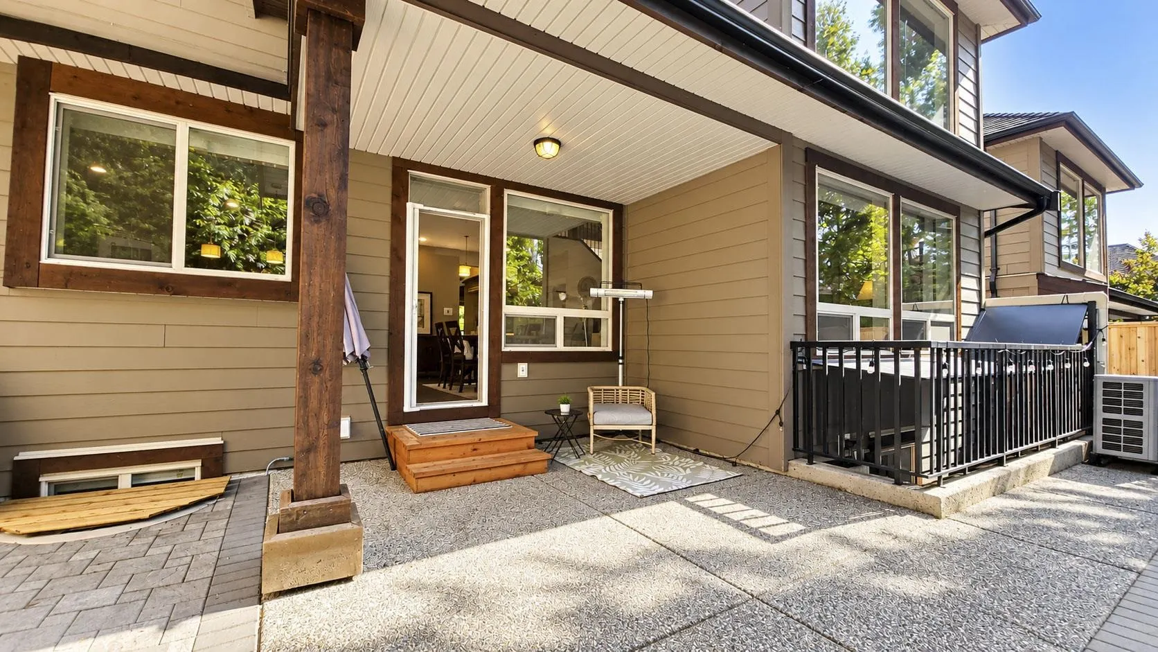 1228 Burkemont Place