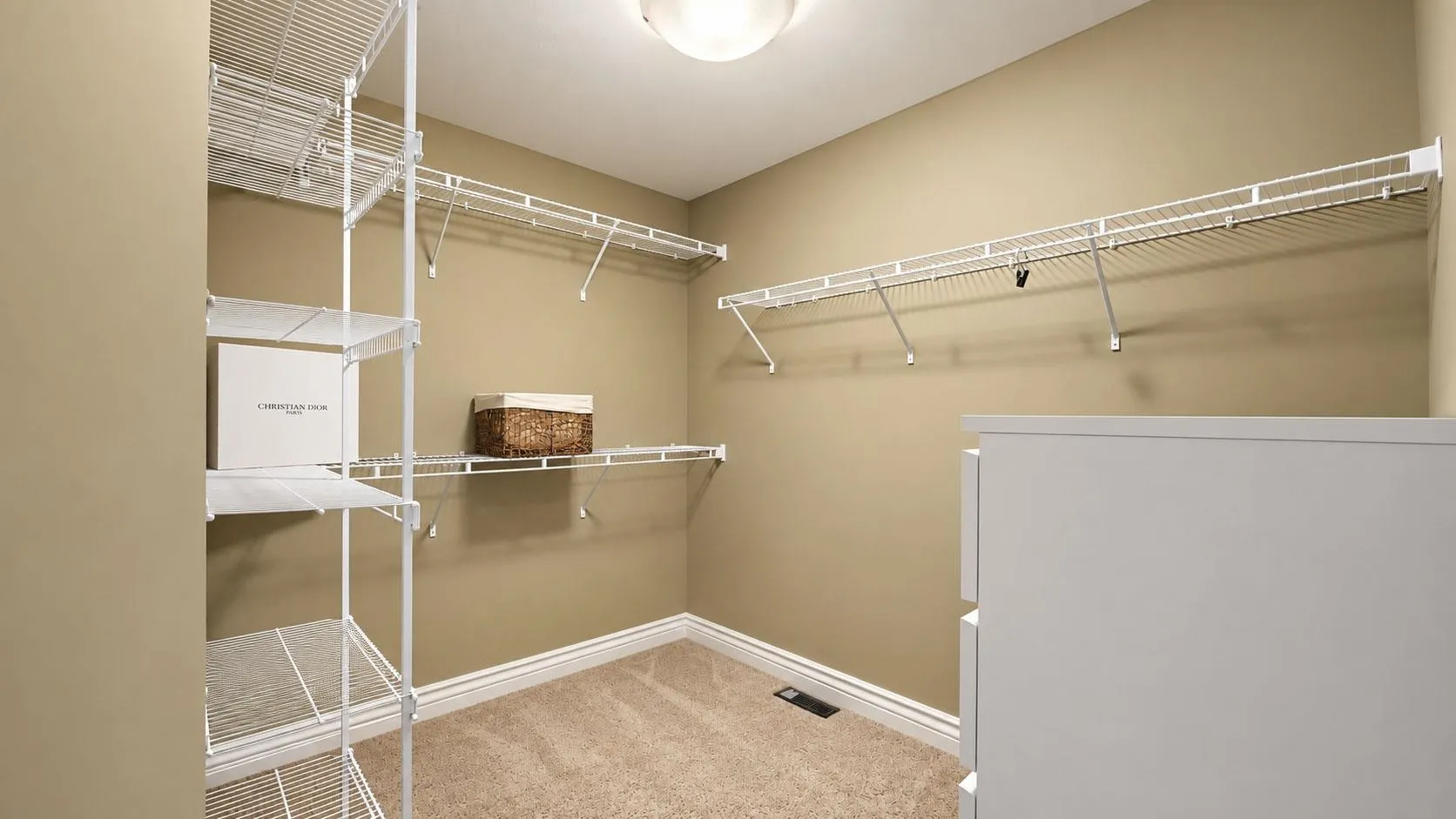 1228 Burkemont Place