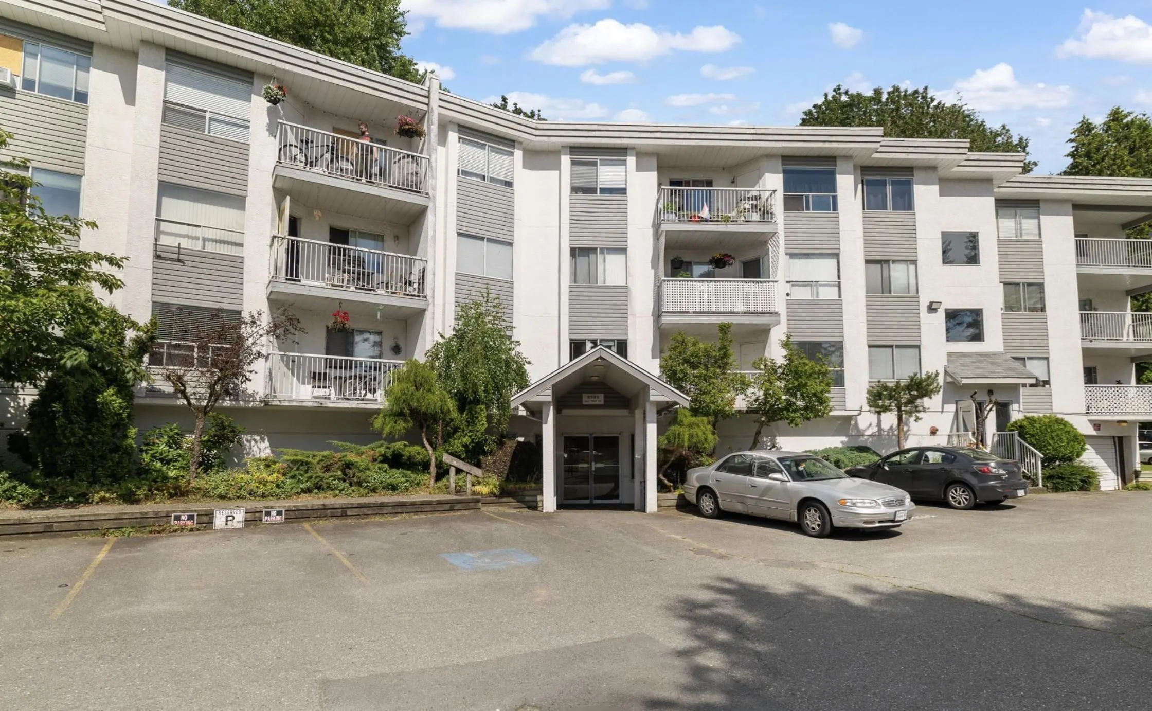 2535 Hill-Tout Street #108