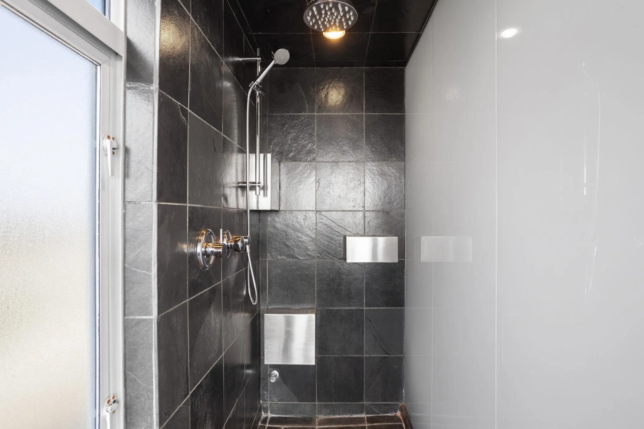 71 Jamieson Court #1801