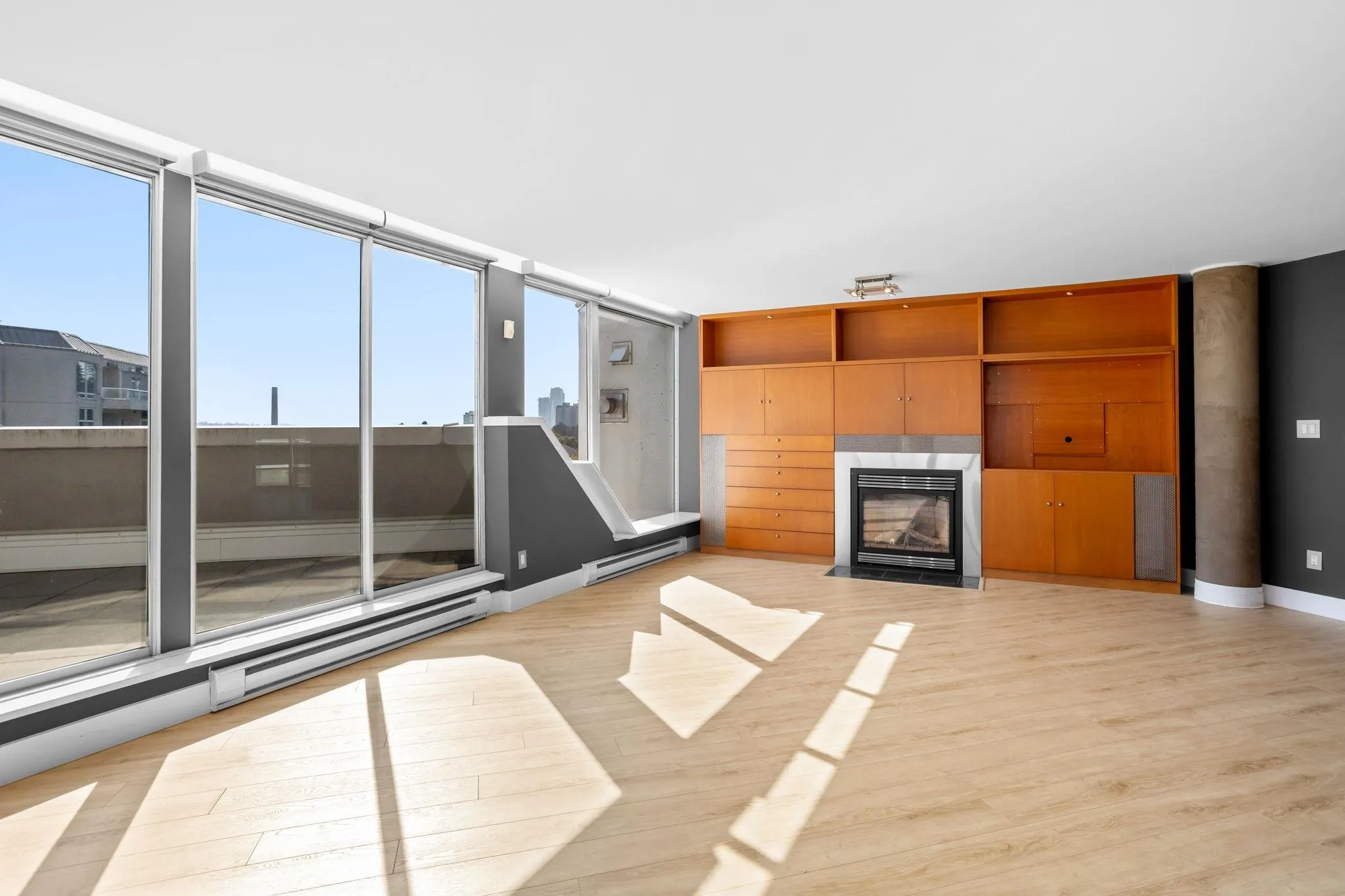 71 Jamieson Court #1801