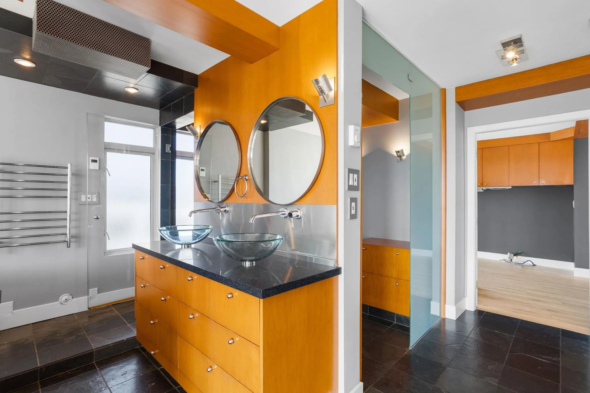 71 Jamieson Court #1801