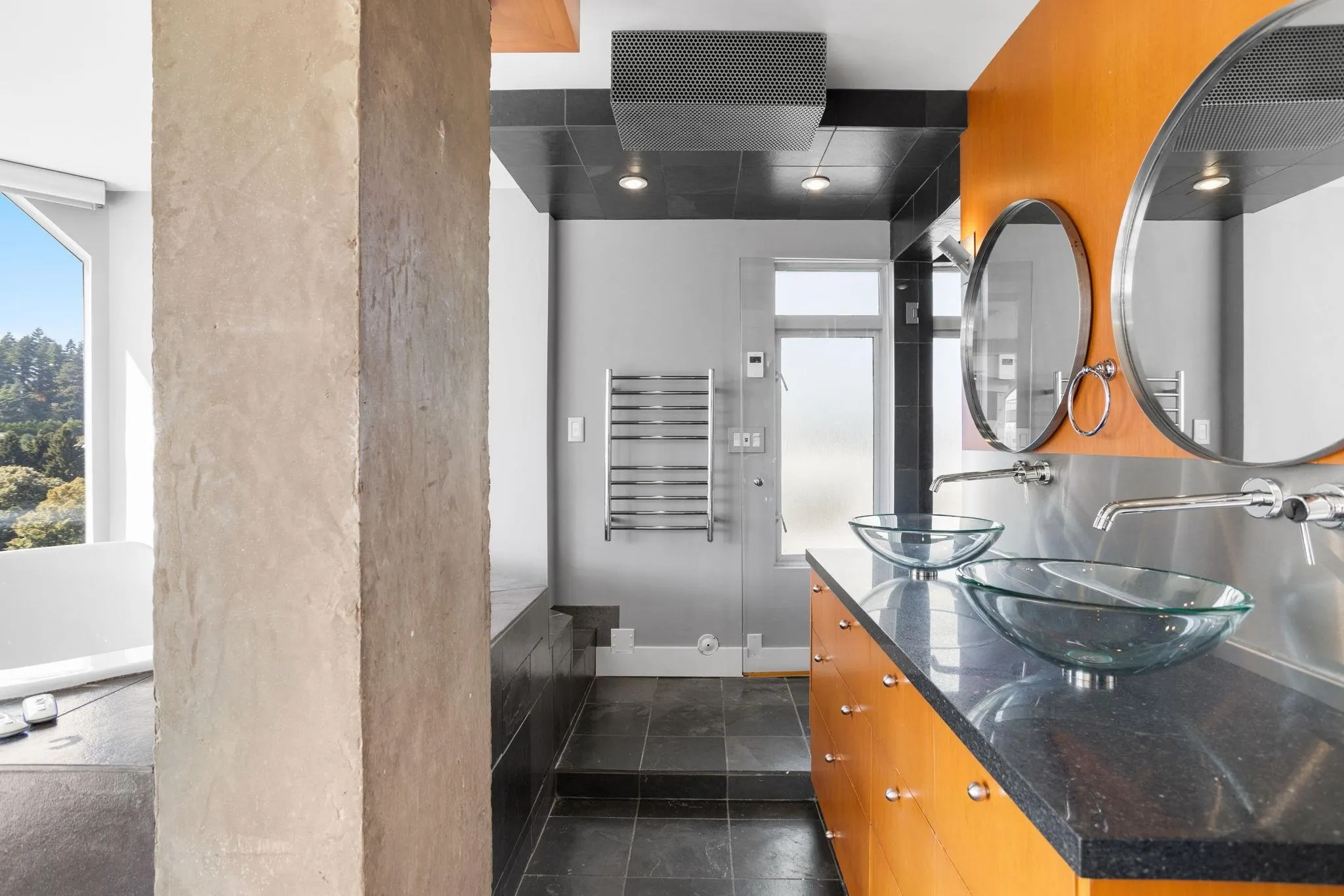 71 Jamieson Court #1801