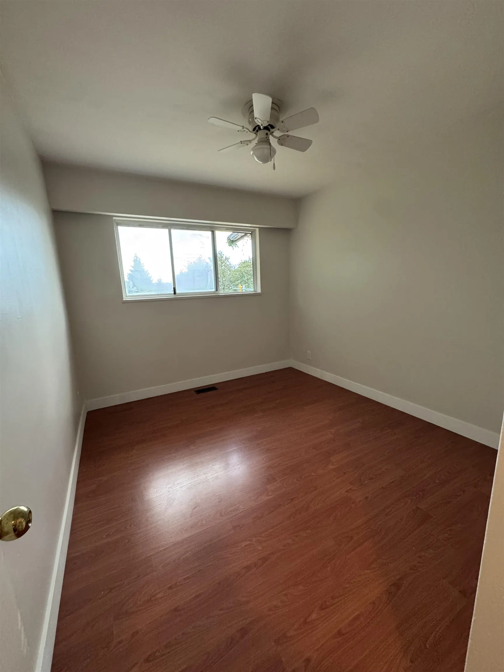 6717 Broadway #Upper