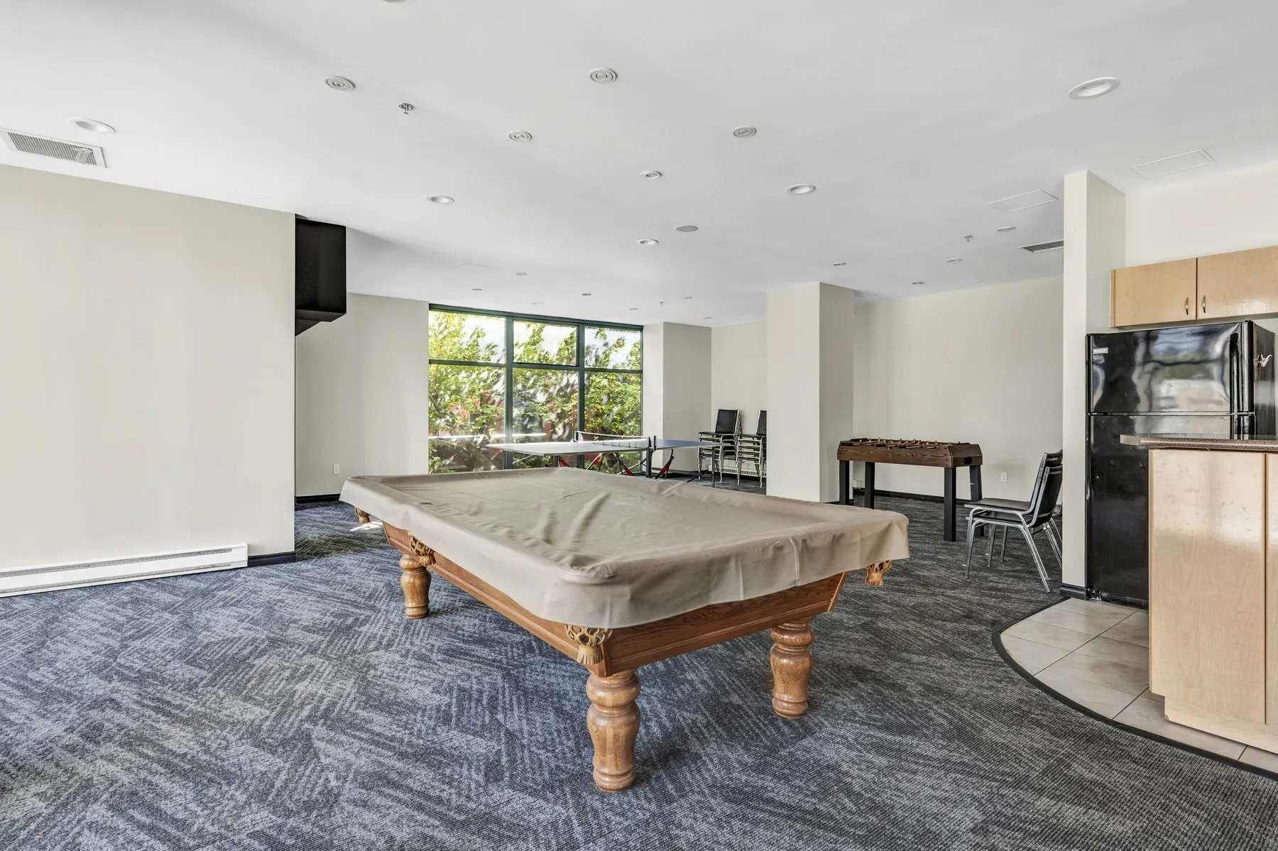 1239 W Georgia Street #607