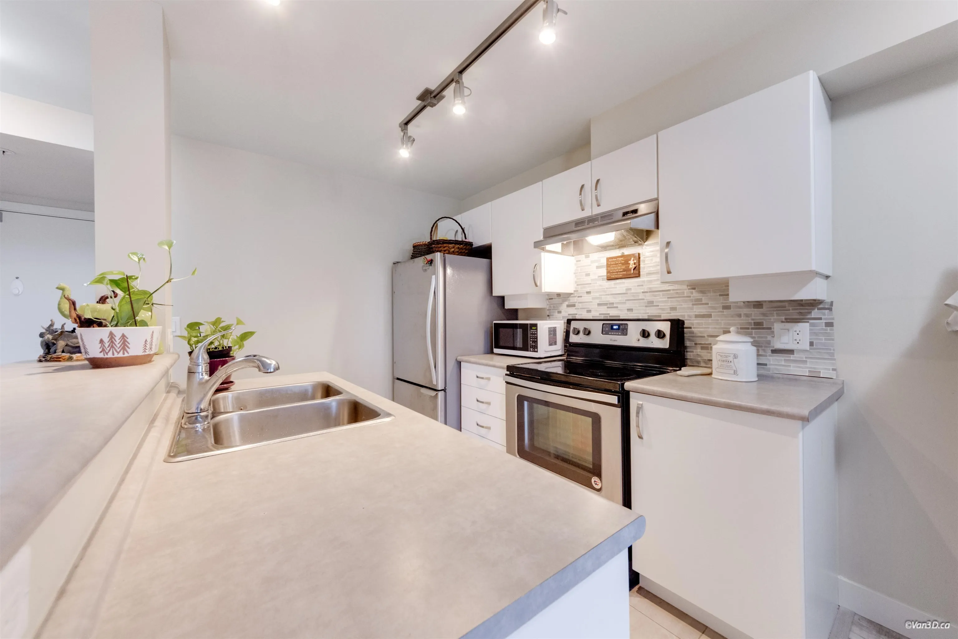 10838 City Parkway #329