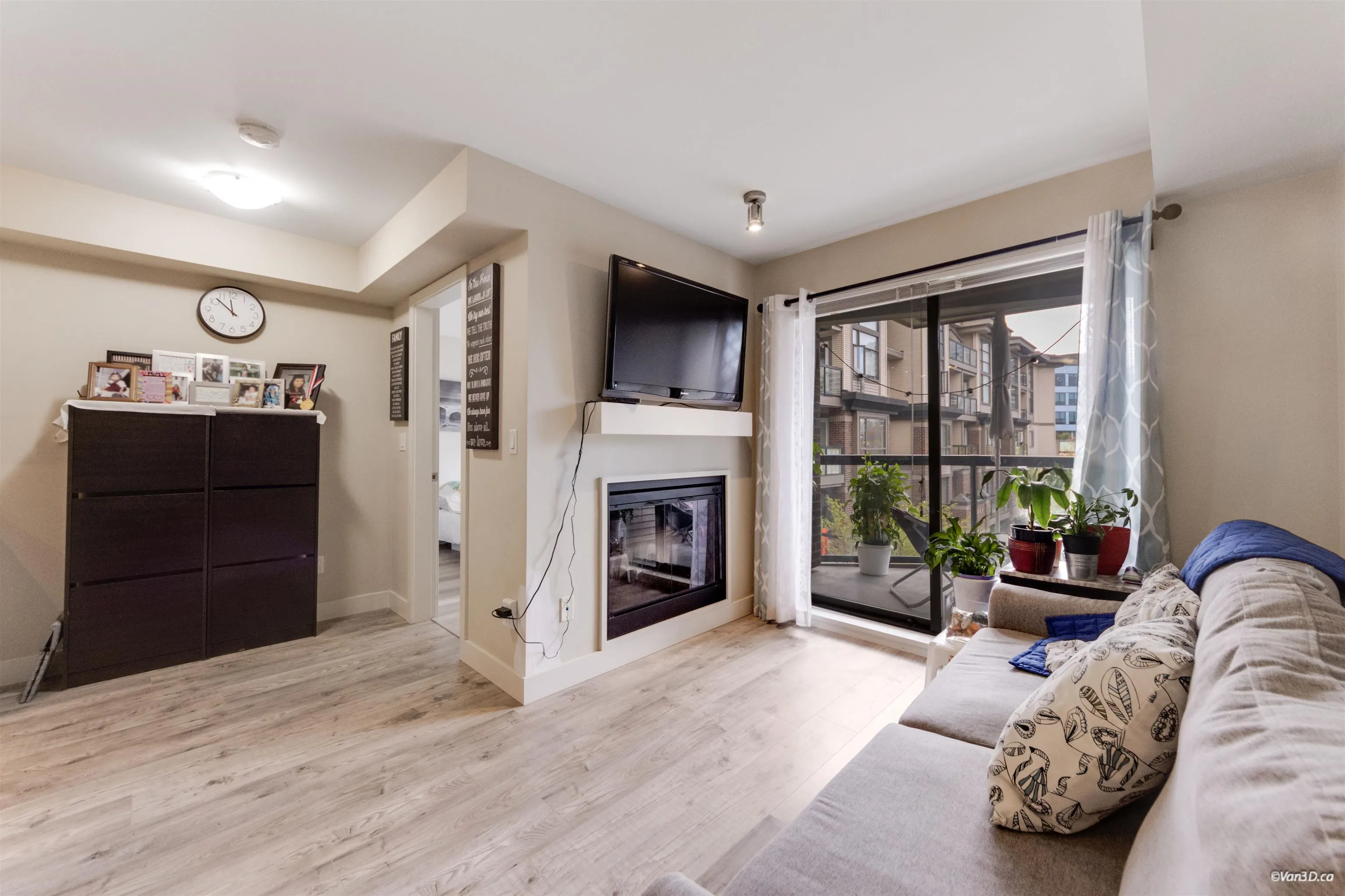 10838 City Parkway #329