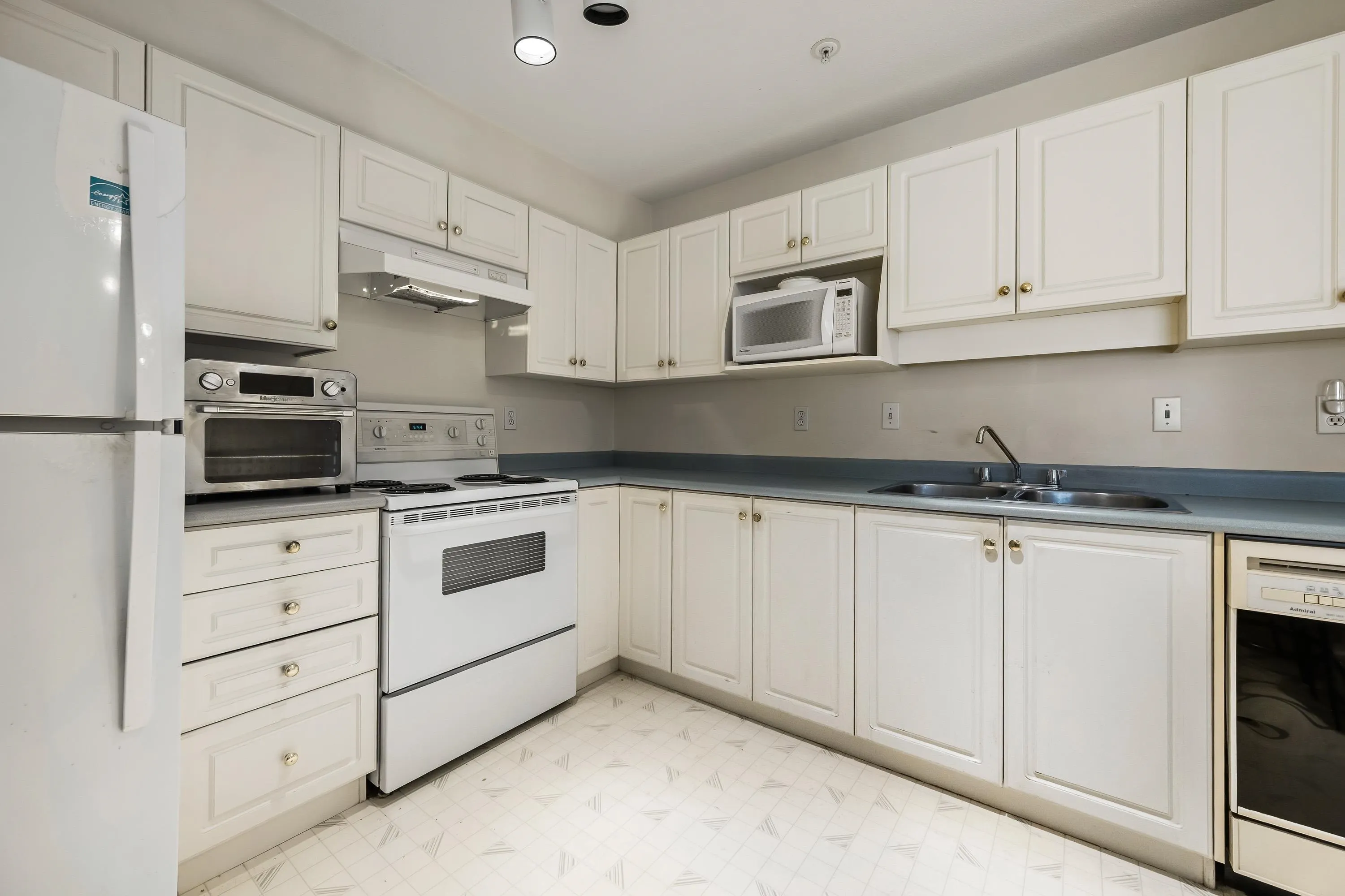 45520 Knight Road #304