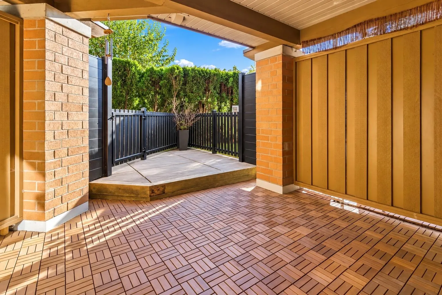 300 Klahanie Drive #109