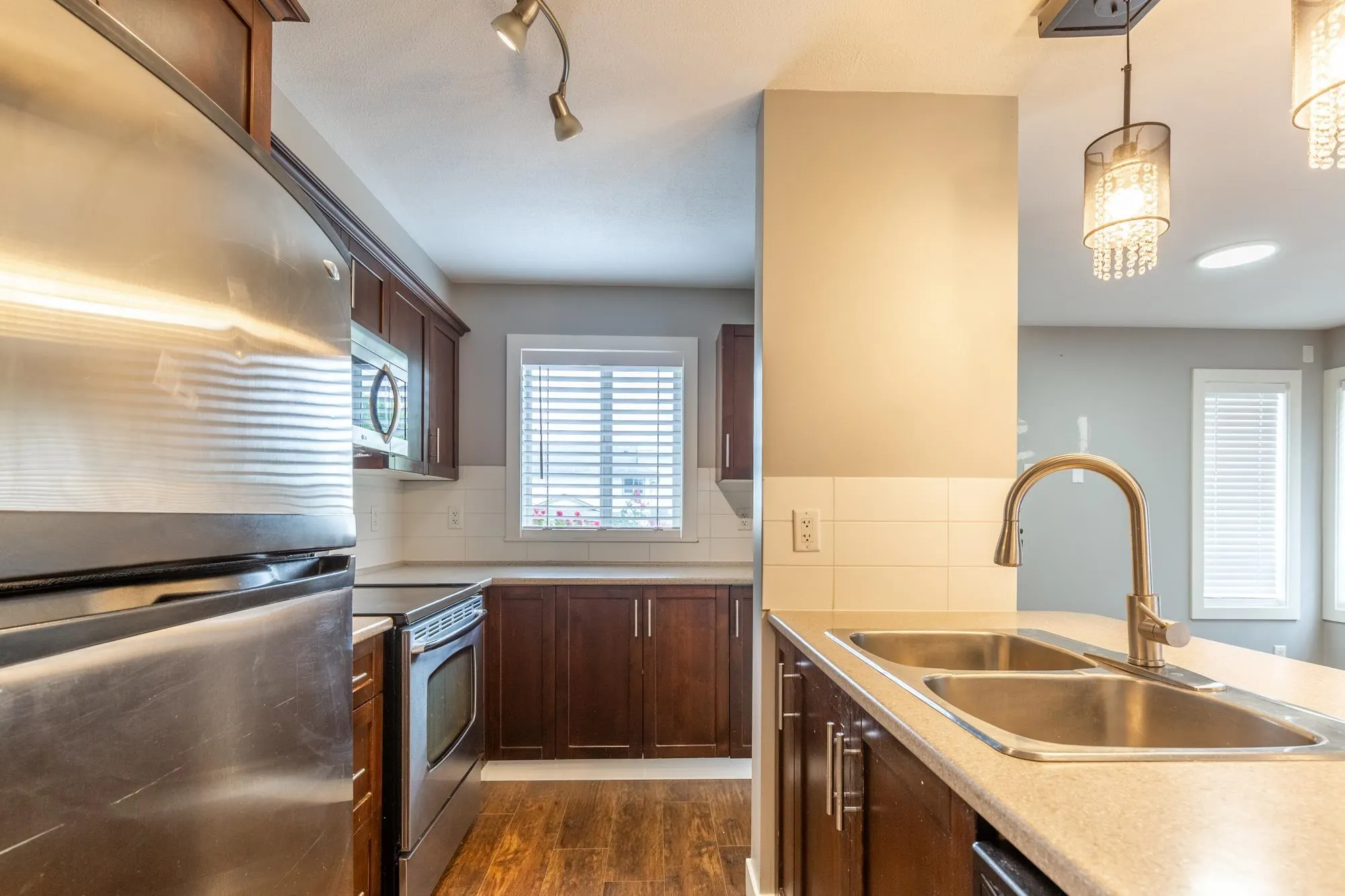 46150 Bole Avenue #105