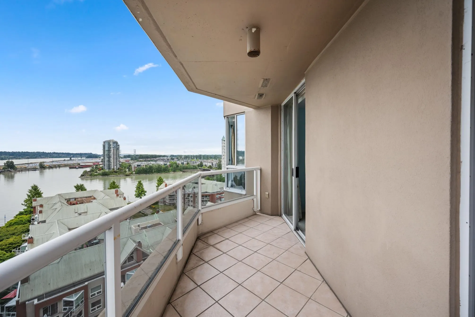 1235 Quayside Drive #1505