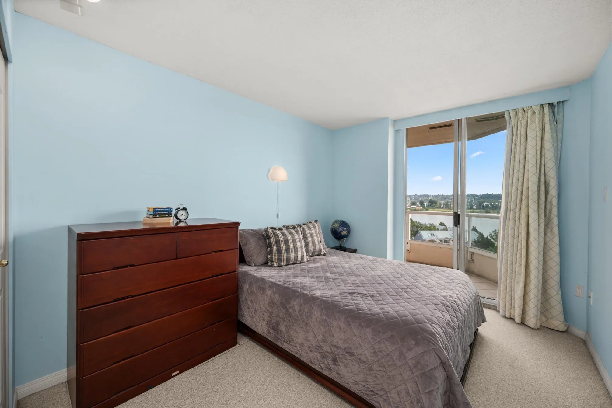 1235 Quayside Drive #1505