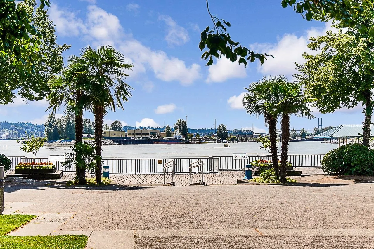 1235 Quayside Drive #1505
