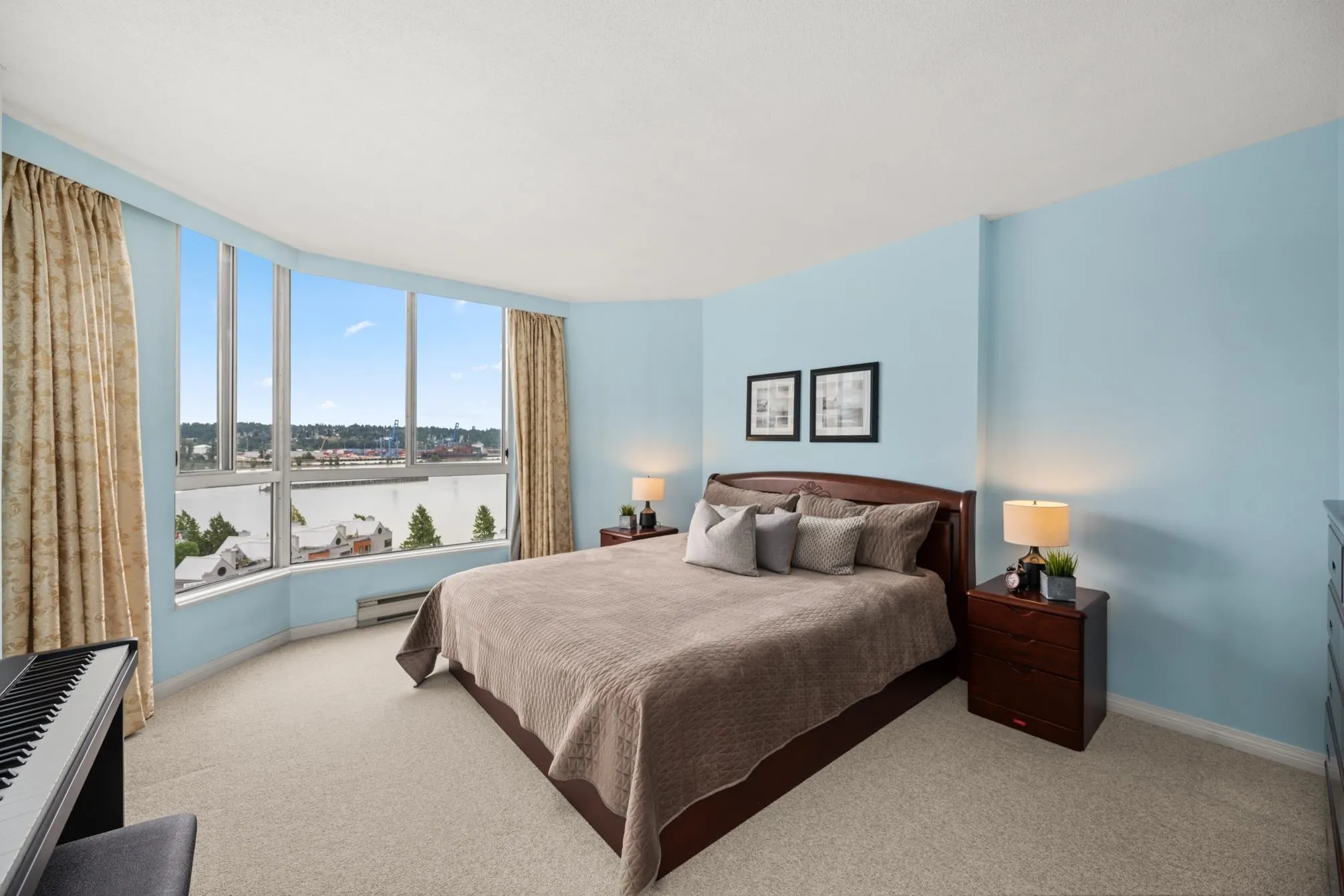 1235 Quayside Drive #1505
