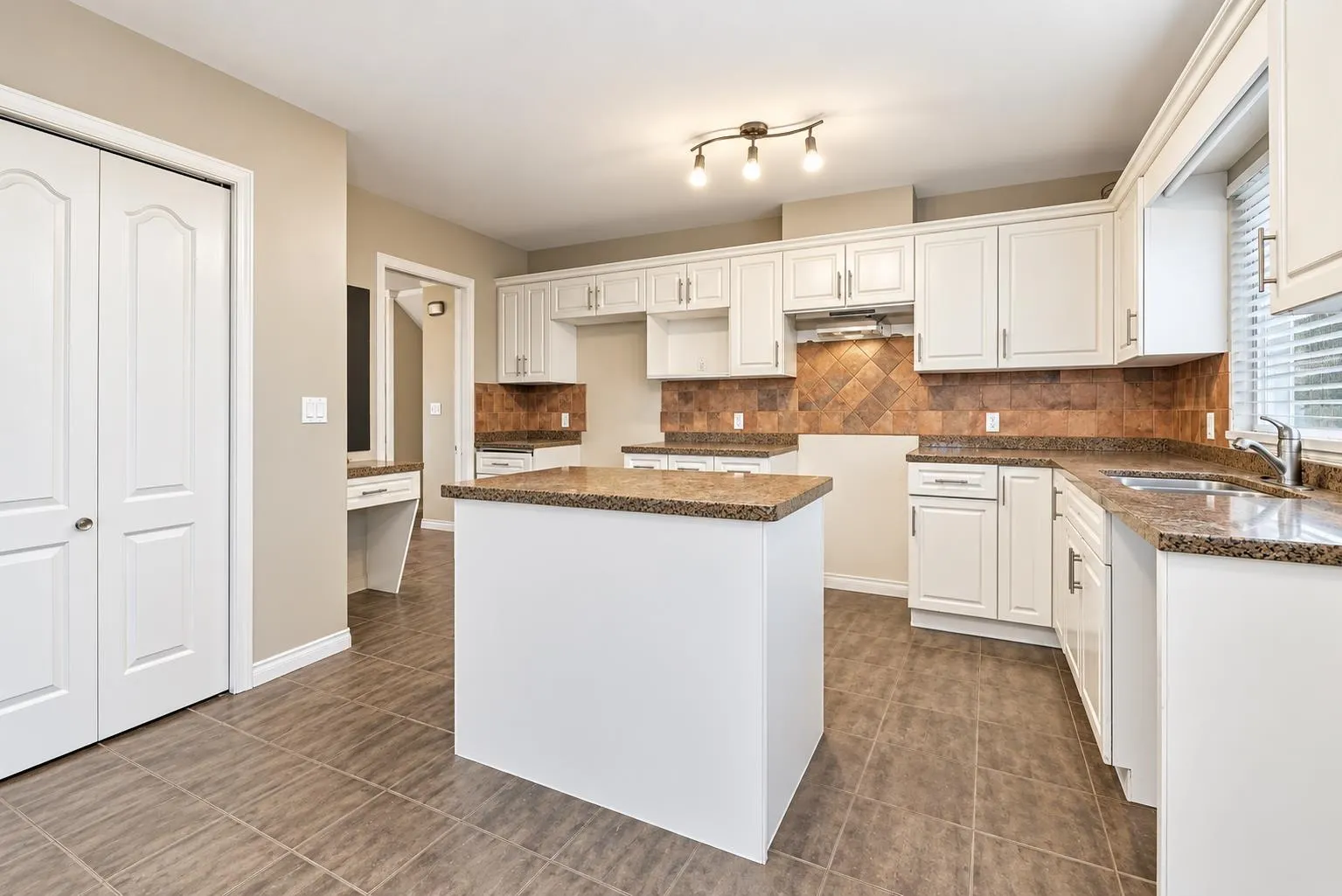 1615 Shaughnessy Street #3