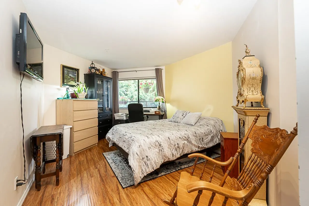 1440 George Street #201