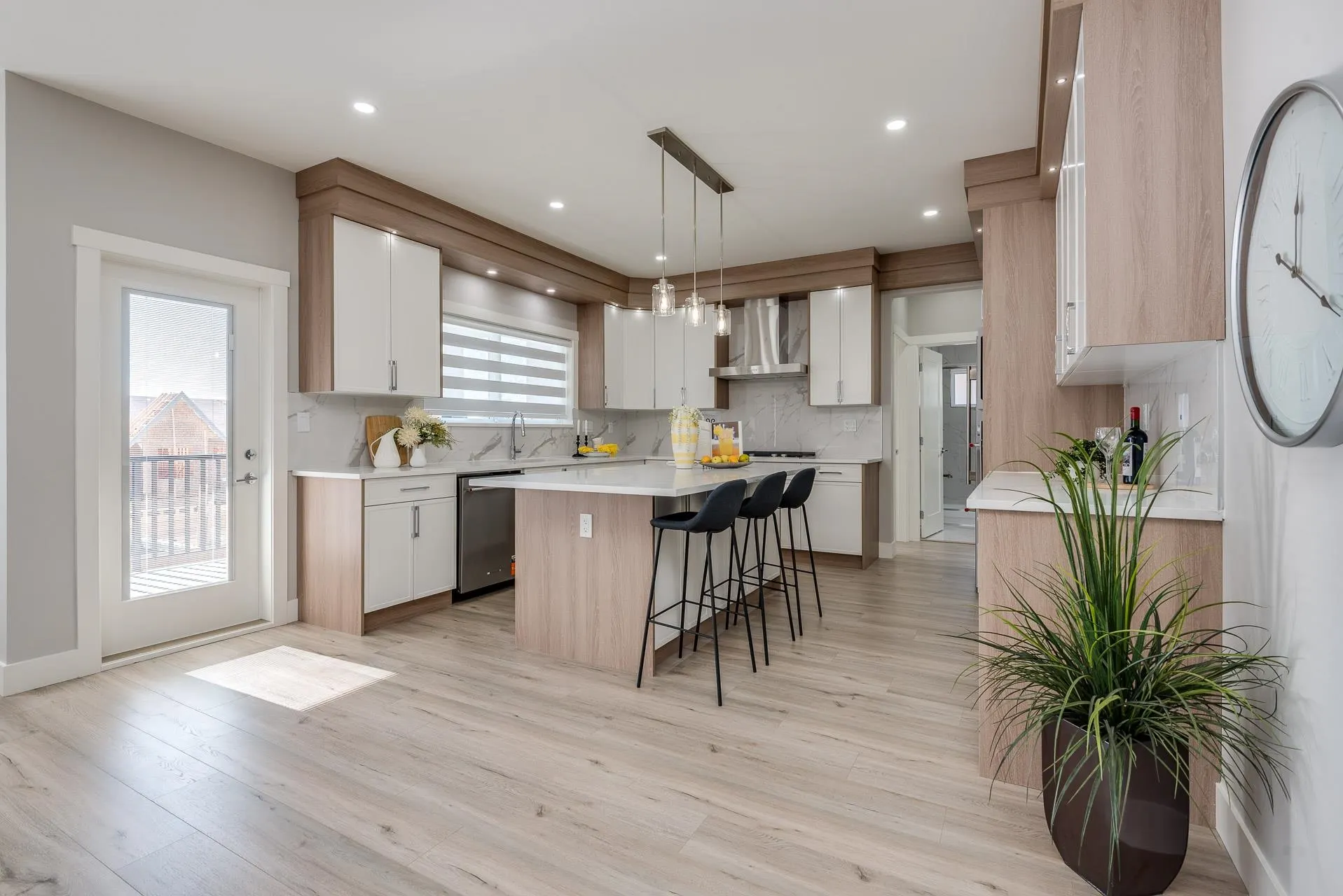 3550 Monson Crescent