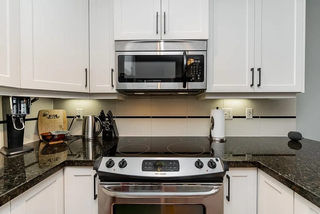 19939 55a Avenue #407