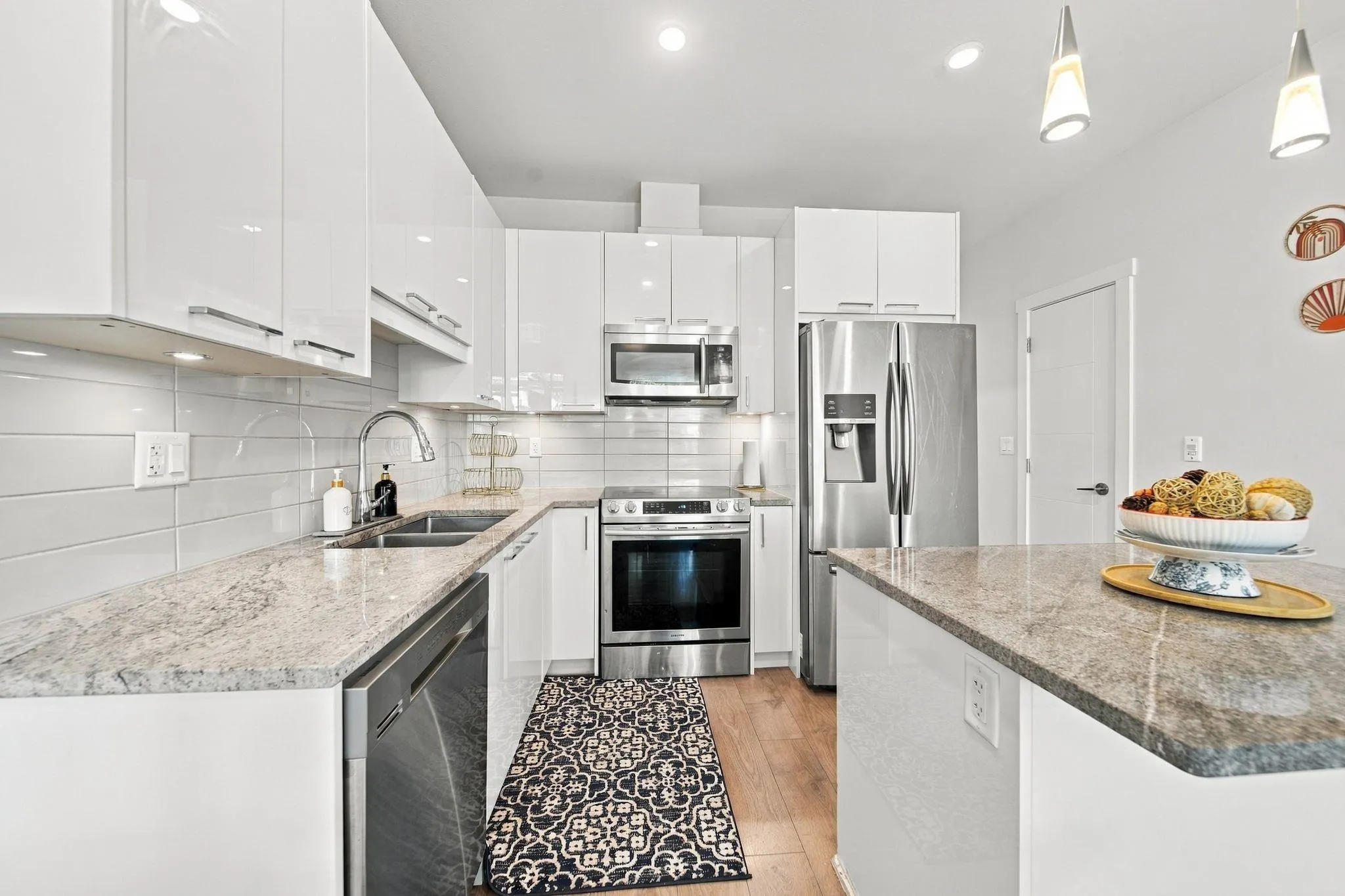 20696 Eastleigh Crescent #517