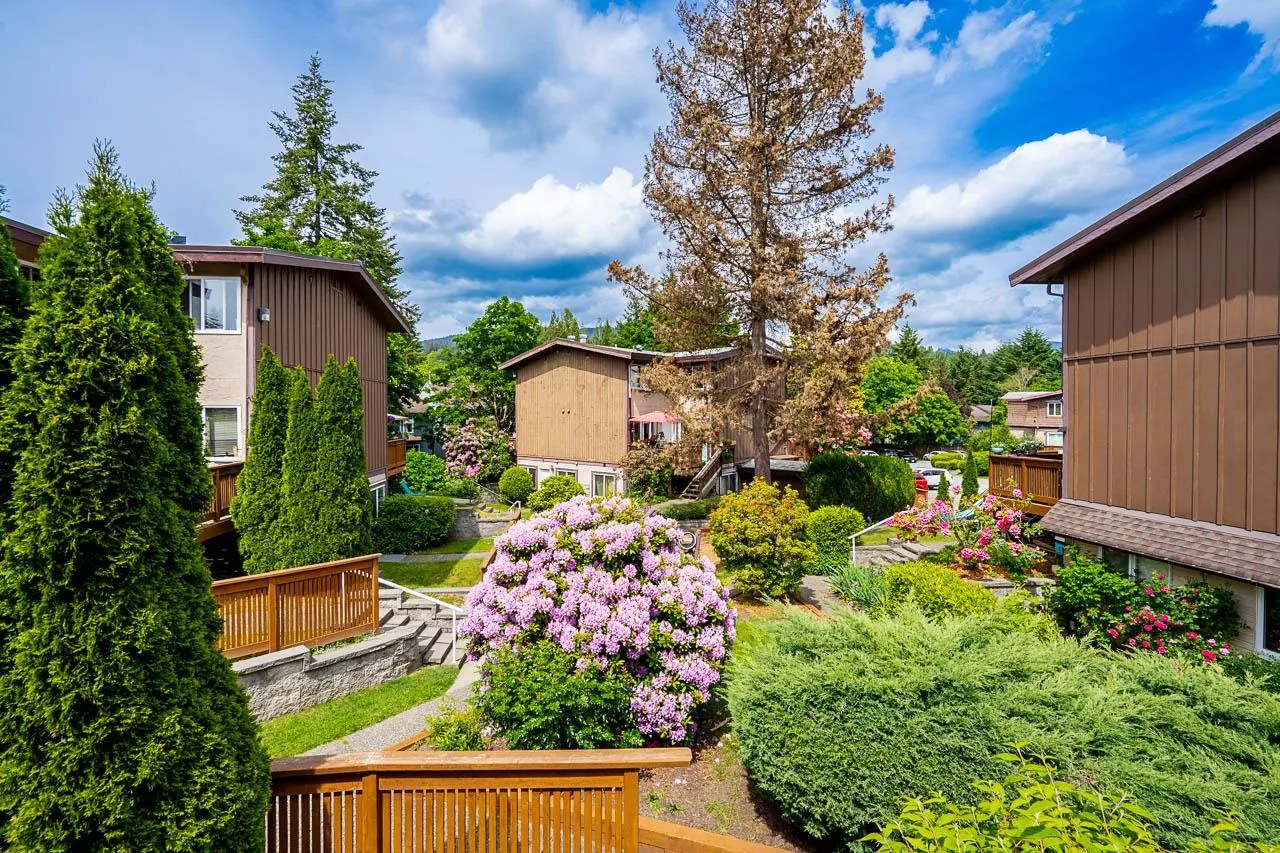 310 Highland Way #5