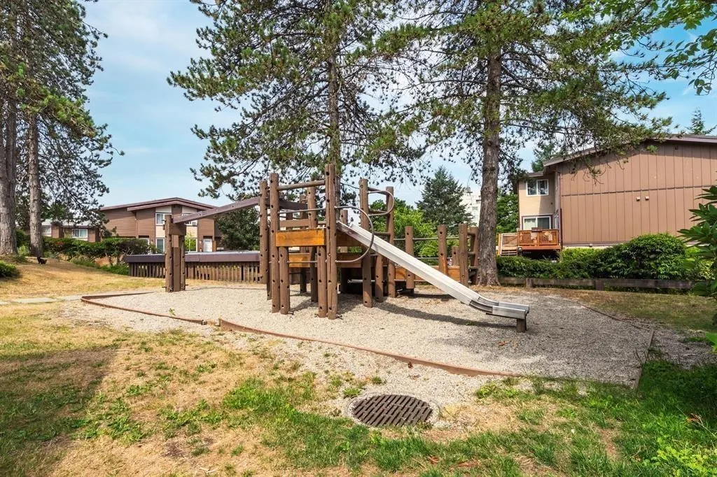 310 Highland Way #5