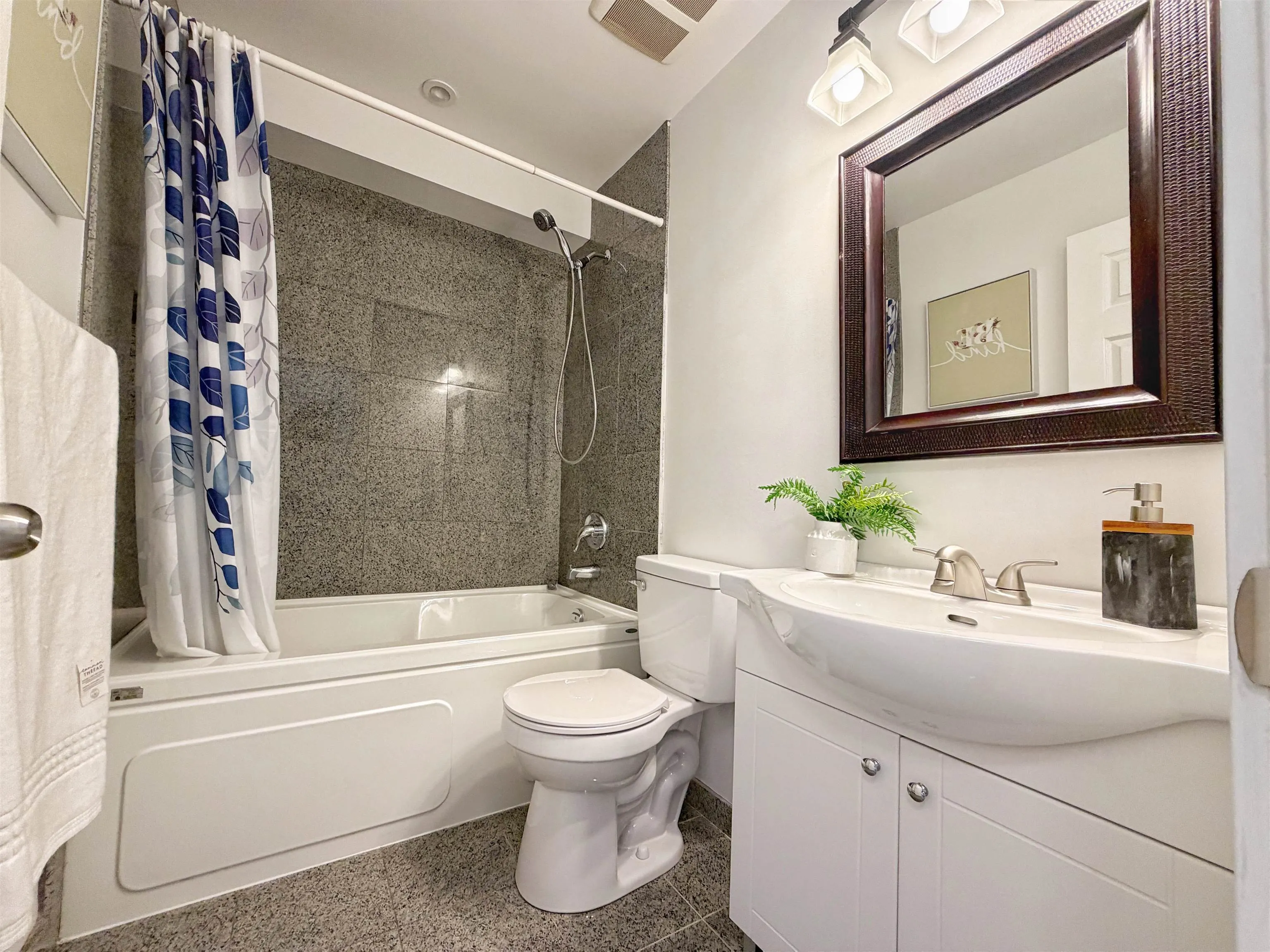 310 Highland Way #5