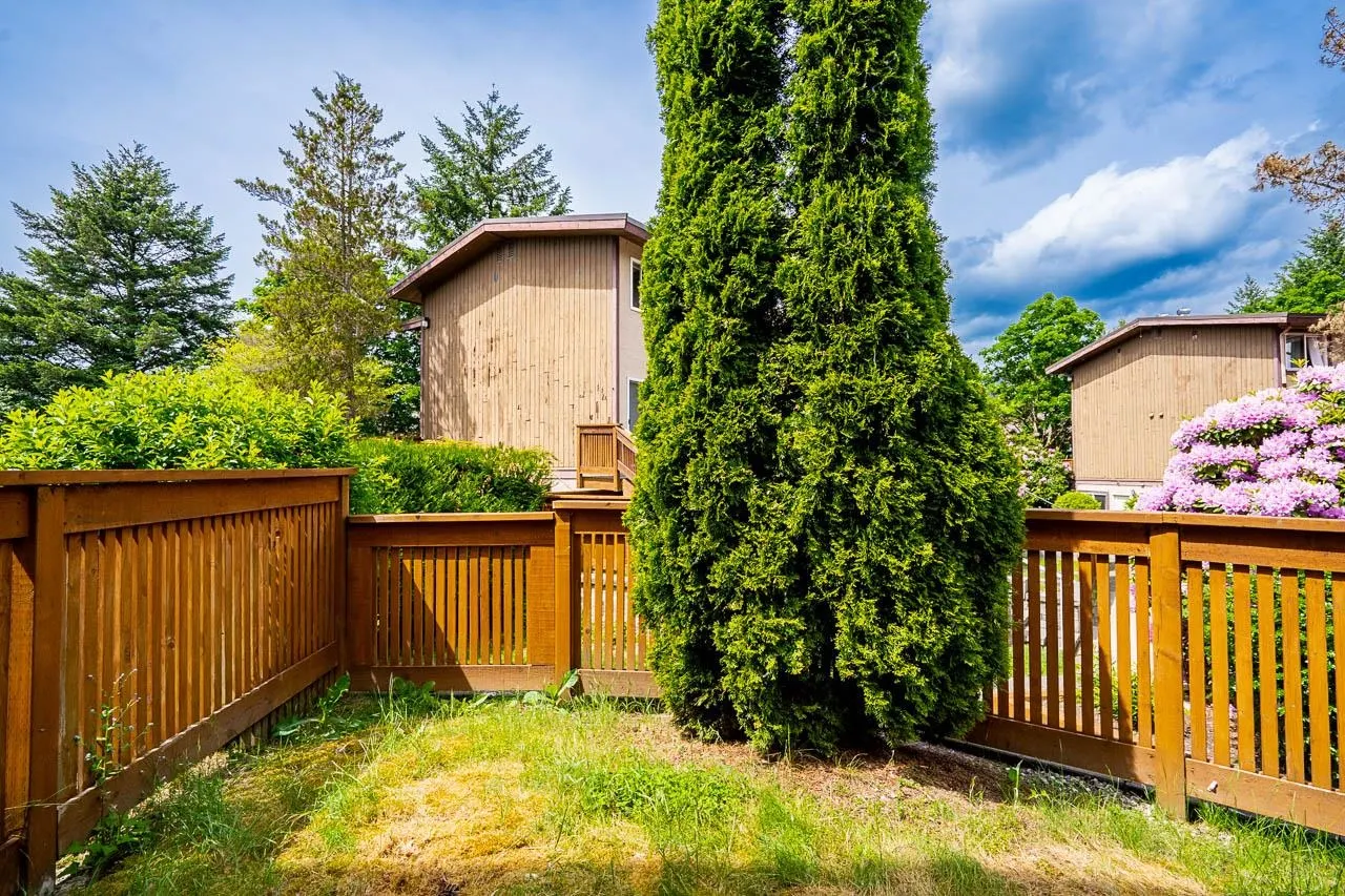 310 Highland Way #5