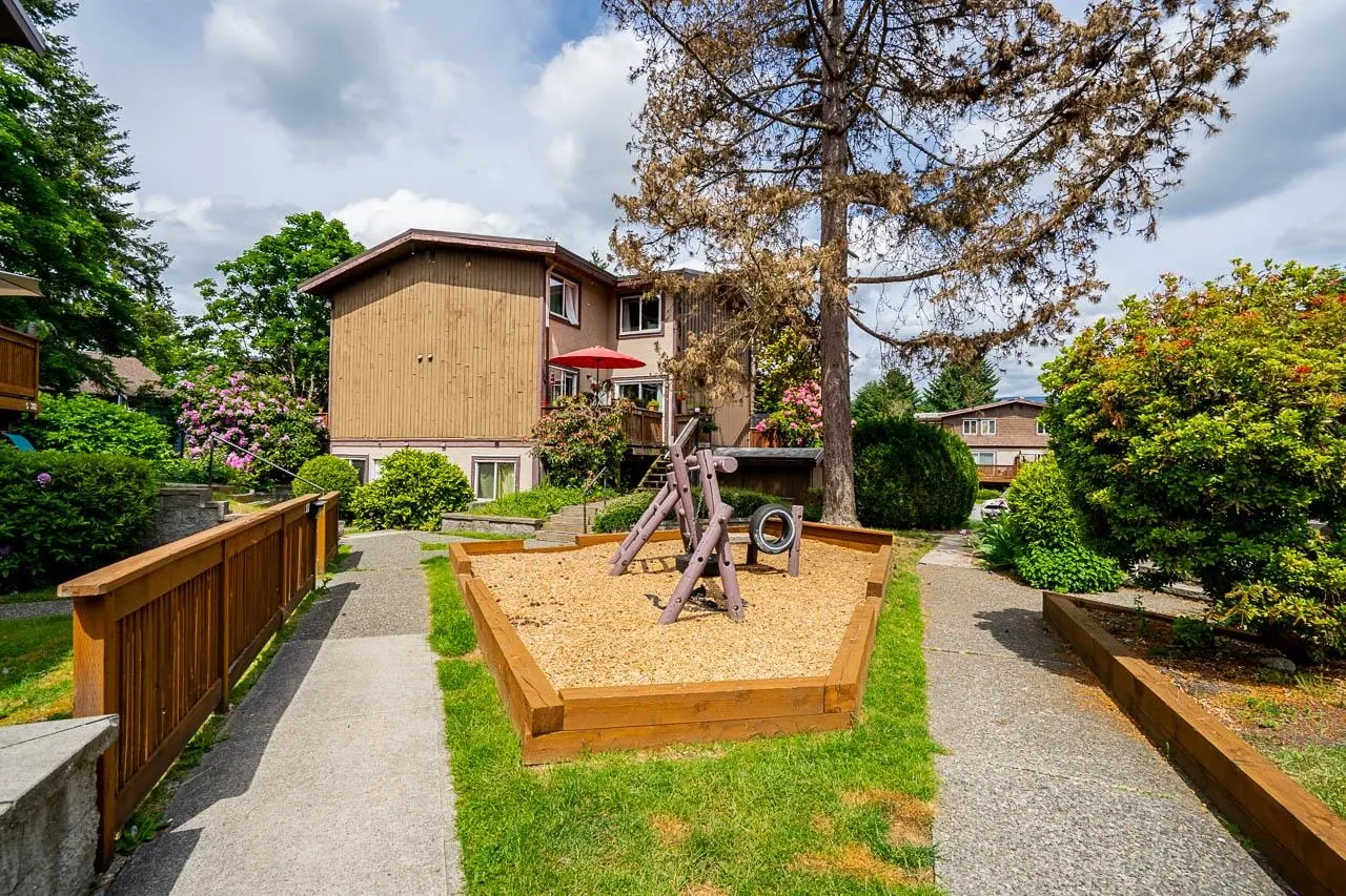 310 Highland Way #5