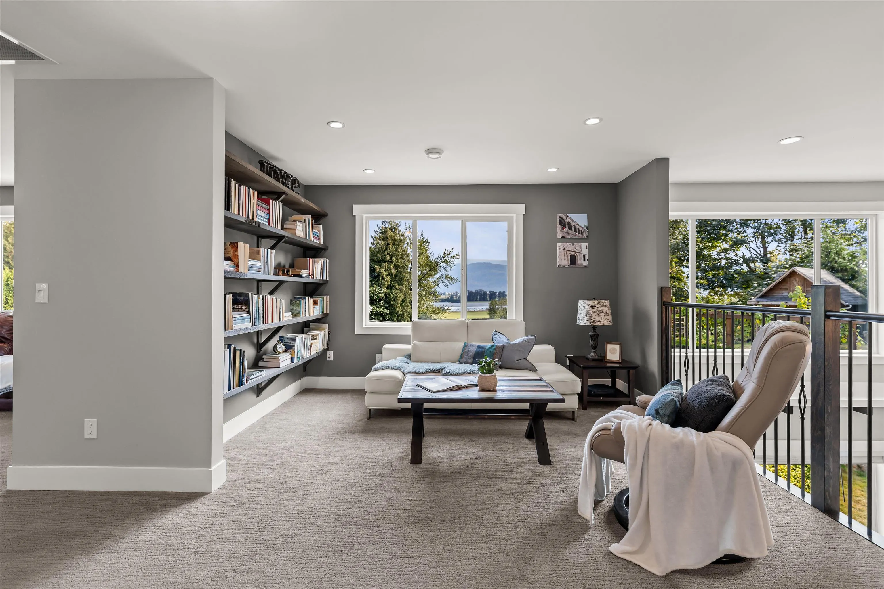 36148 Dawn Crescent