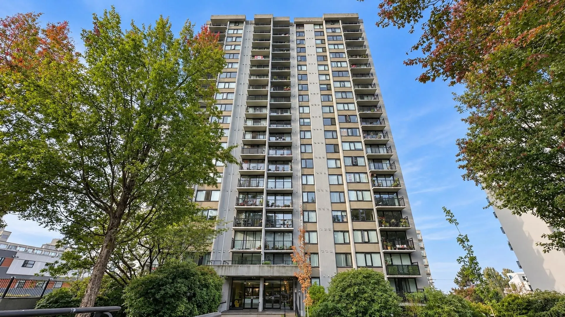 1330 Harwood Street #1103
