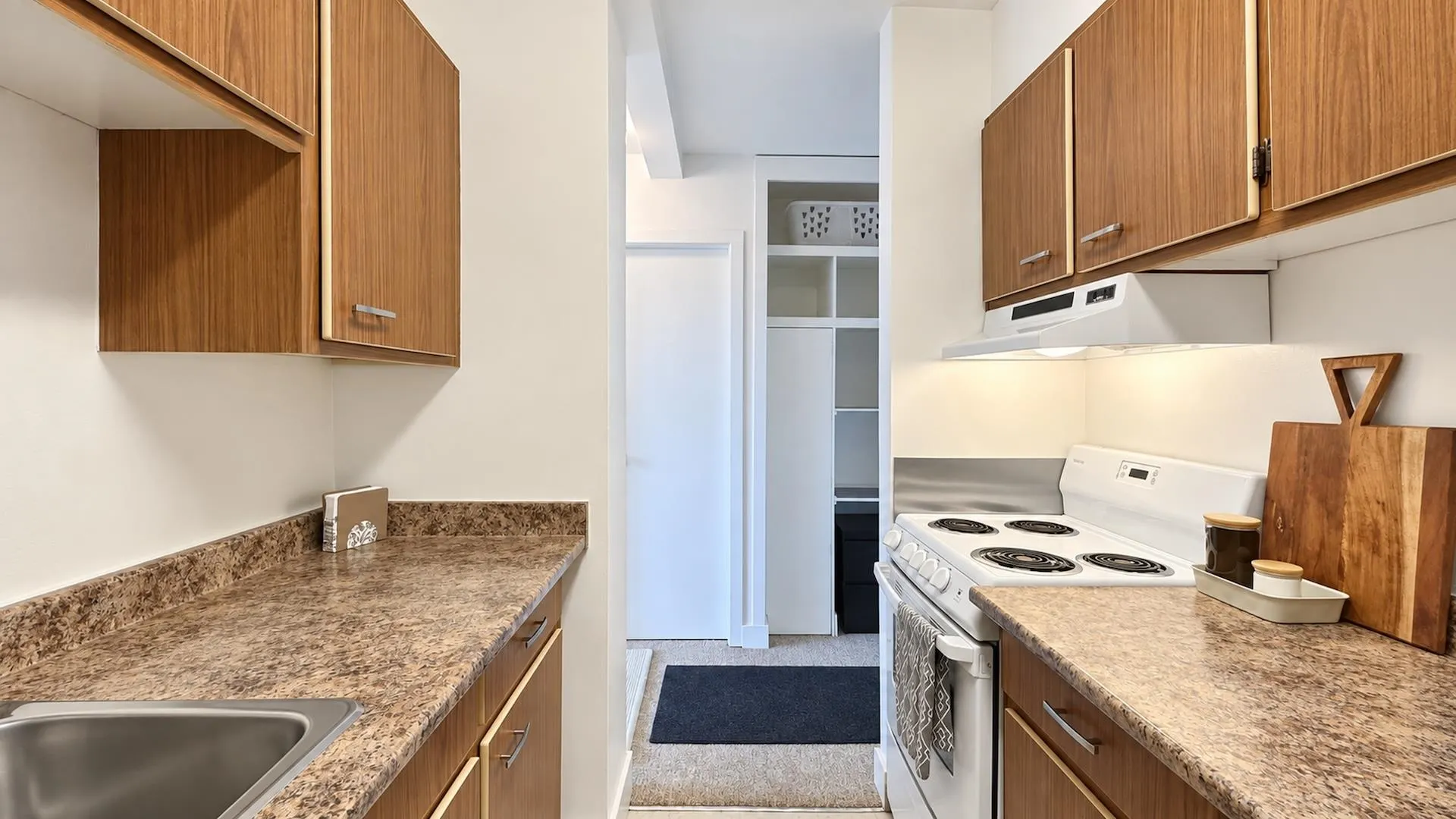 1330 Harwood Street #1103