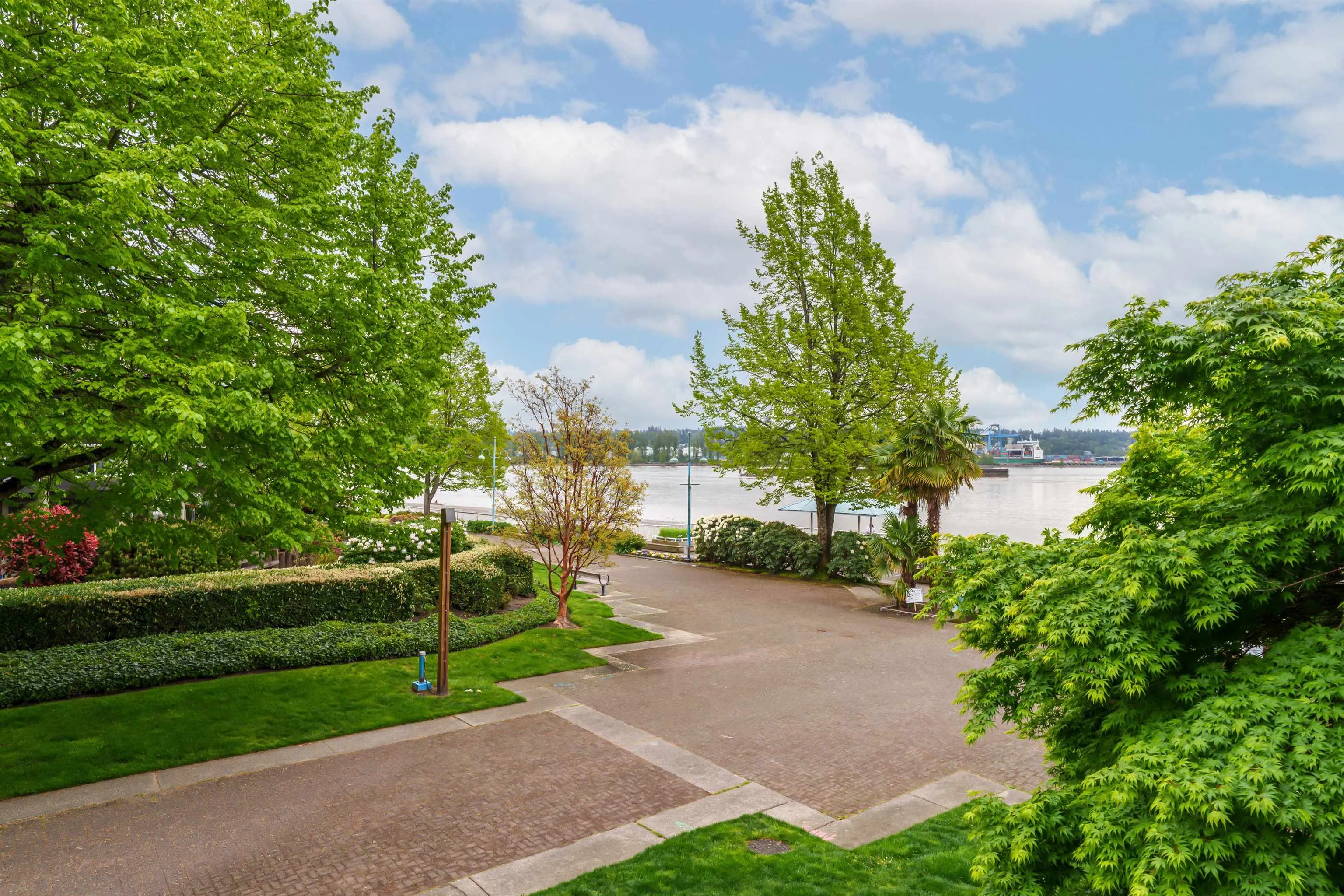 1150 Quayside Drive #204