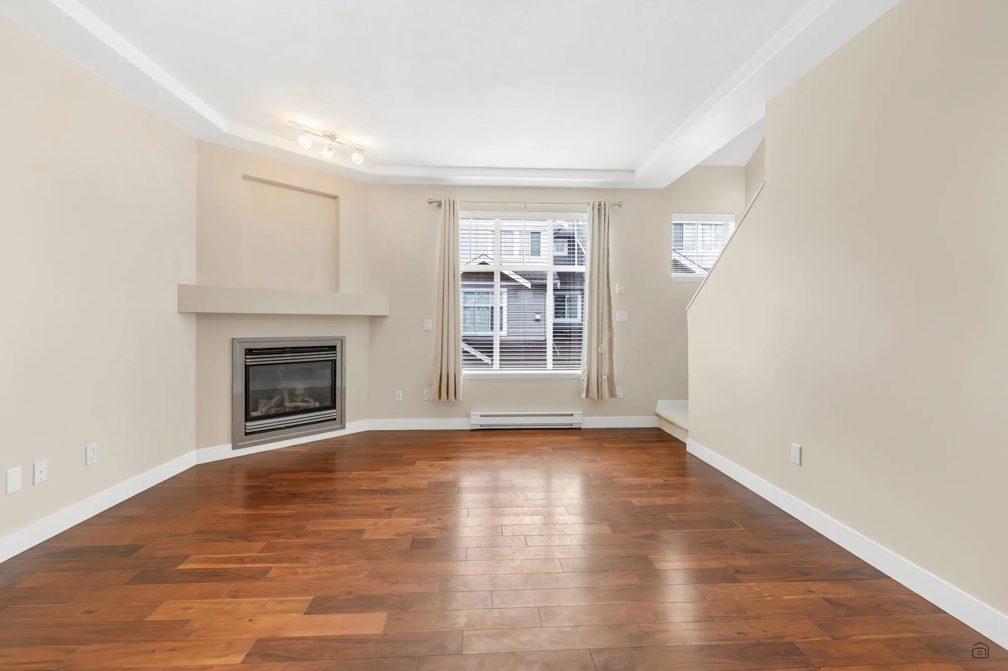16760 61 Avenue #25