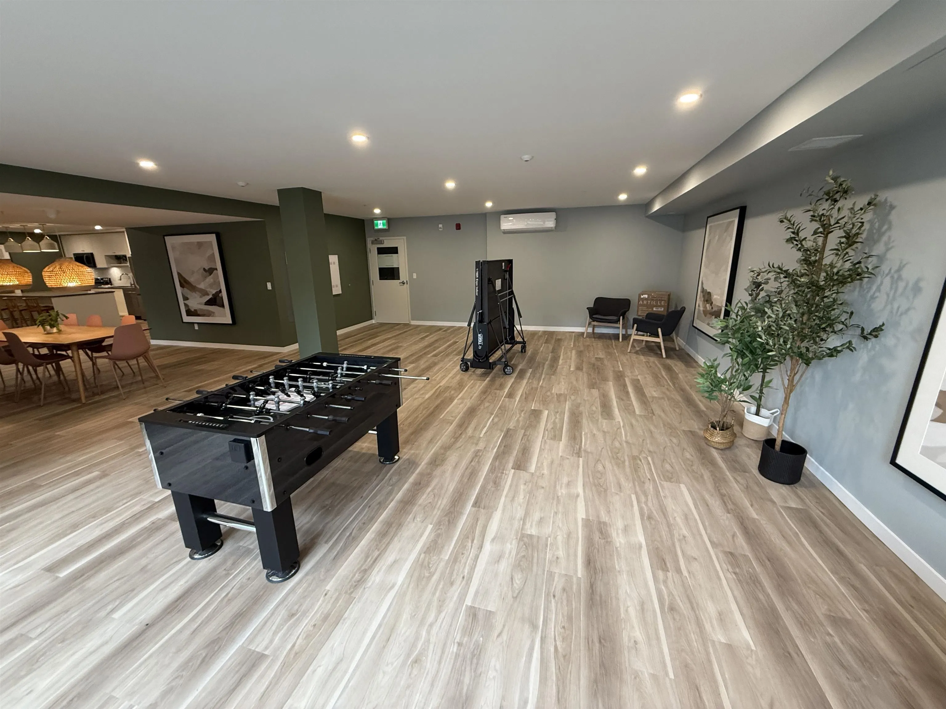 8509 158 Street #2nd floor