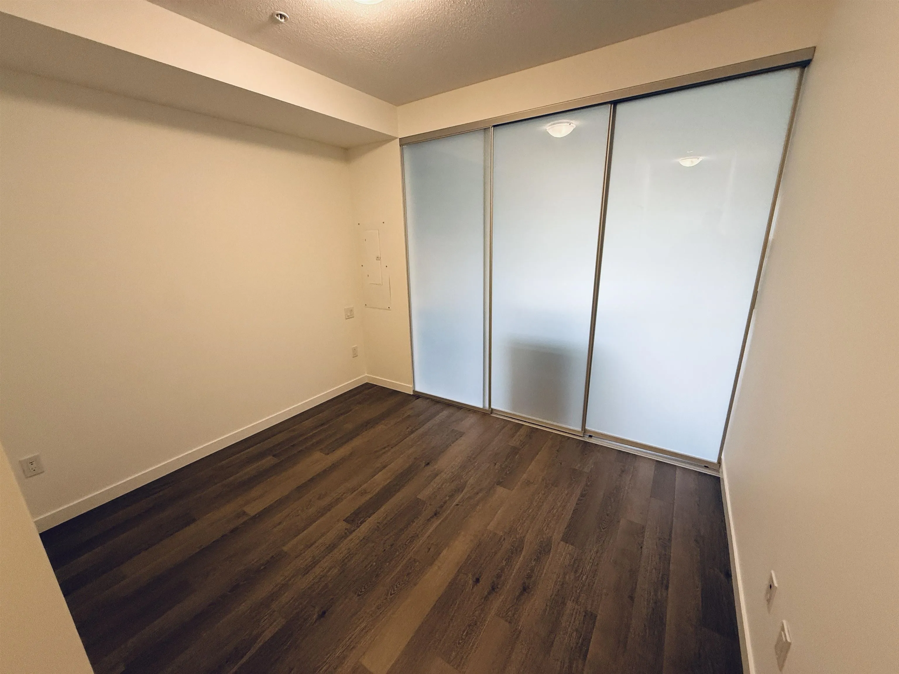 8509 158 Street #2nd floor