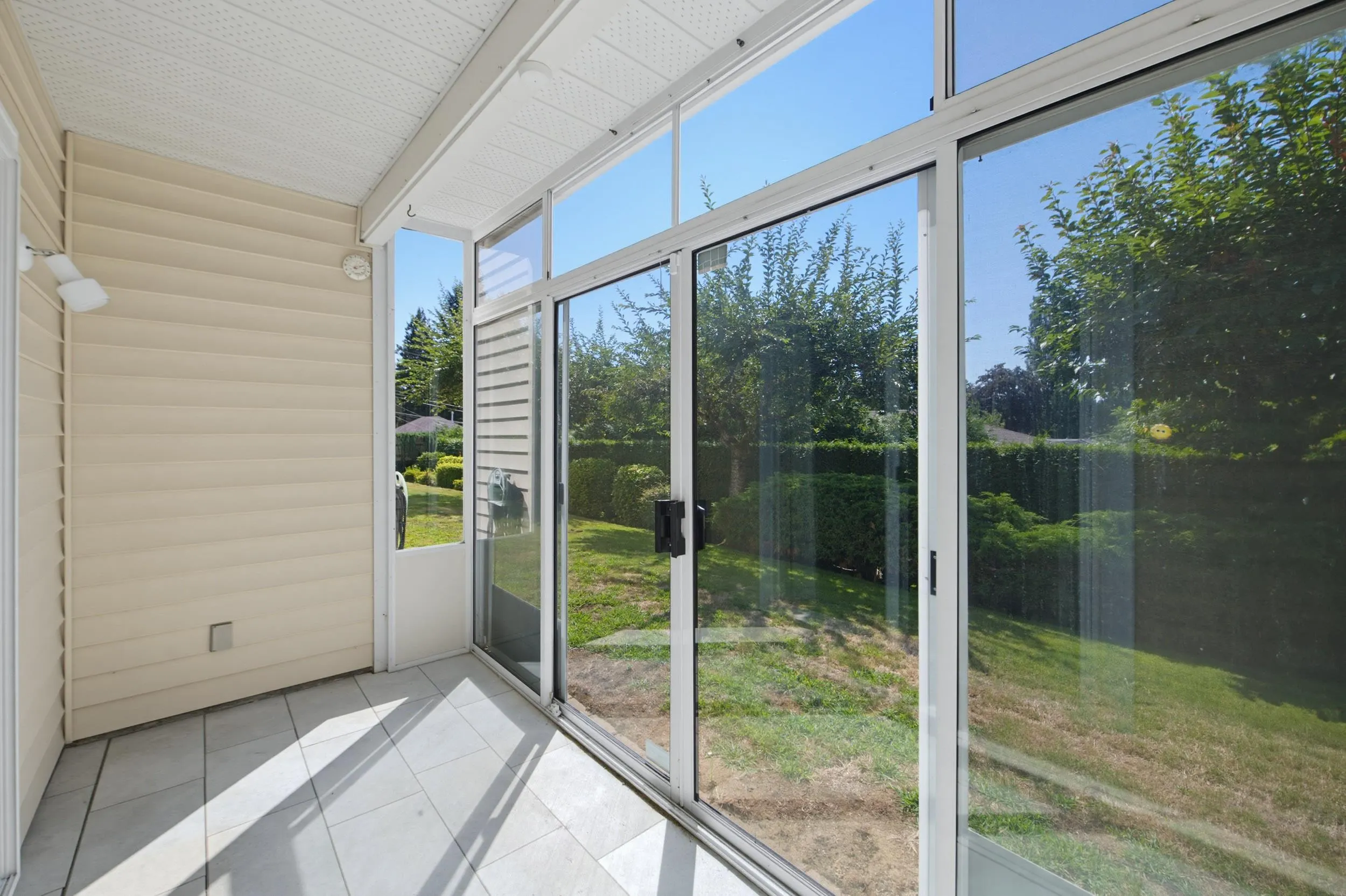 7525 Martin Place #33