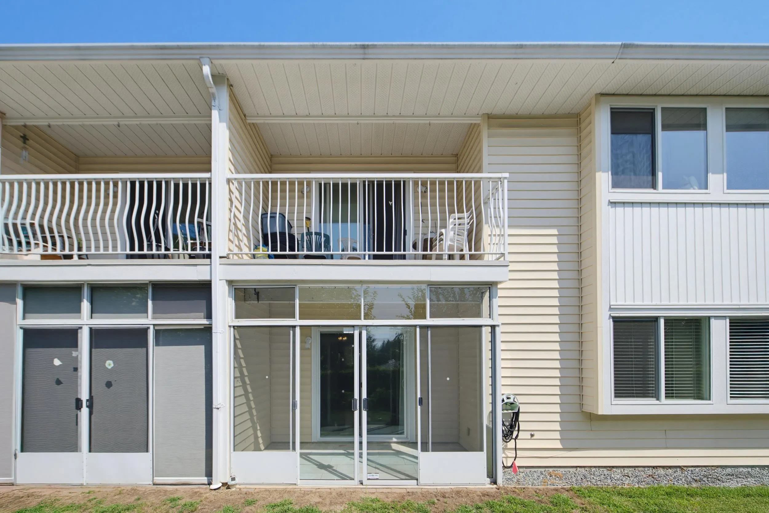 7525 Martin Place #33