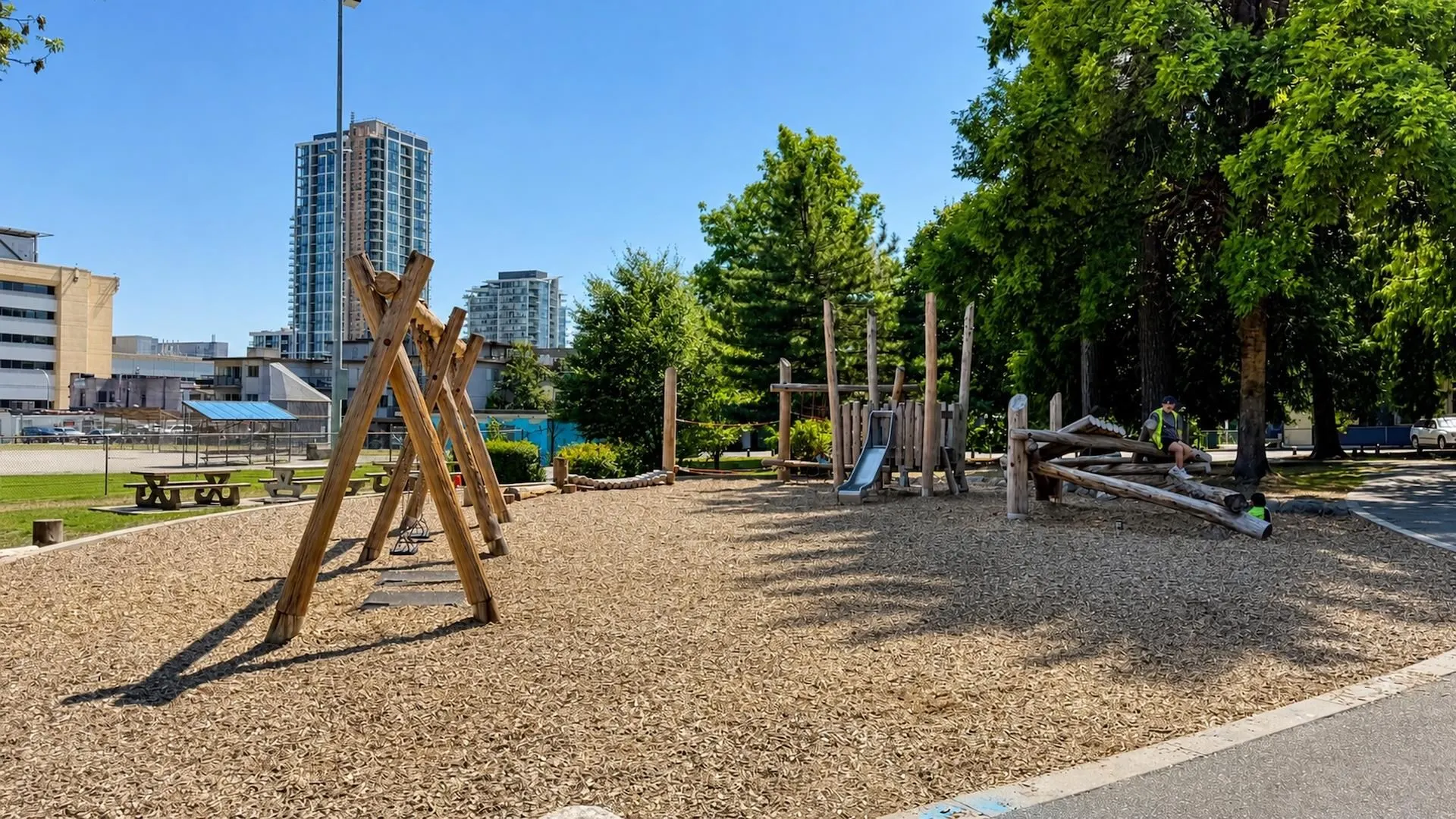 240 Sherbrooke Street #3411
