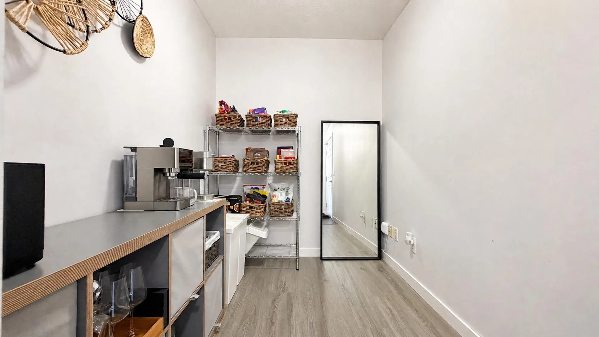 240 Sherbrooke Street #3411