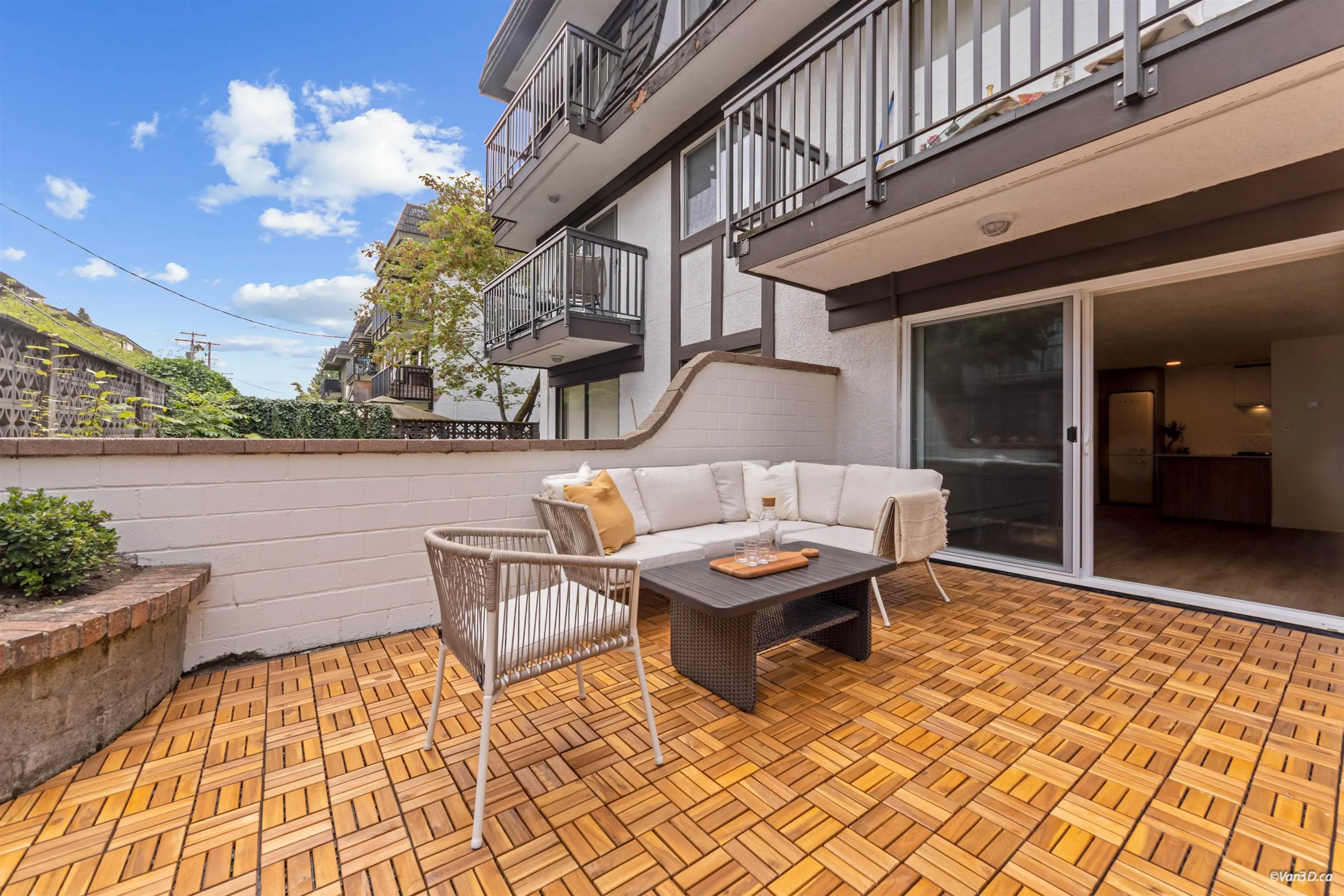 270 W 3rd Street #102