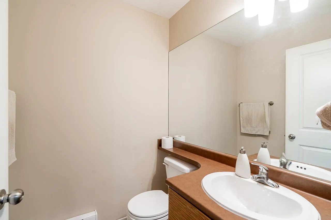 6033 168 Street #1
