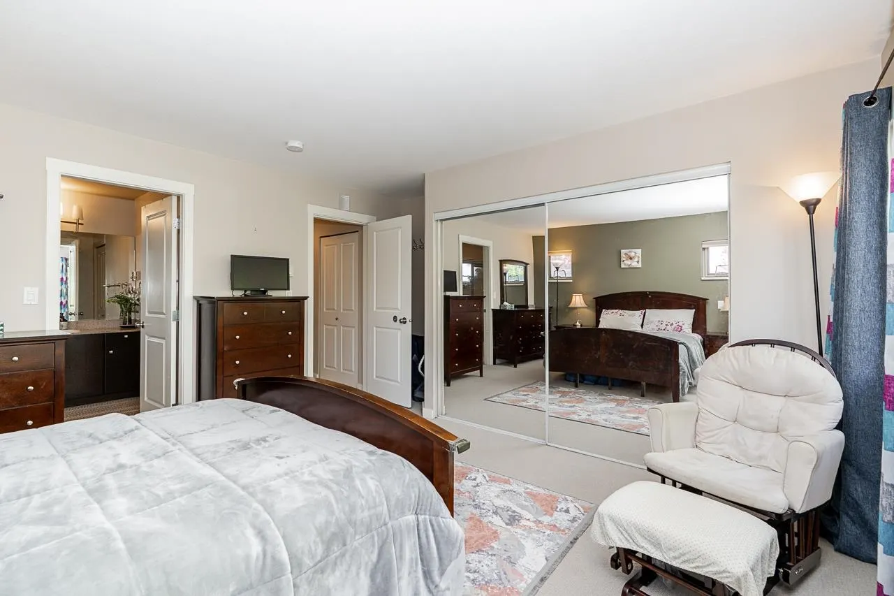 6033 168 Street #1