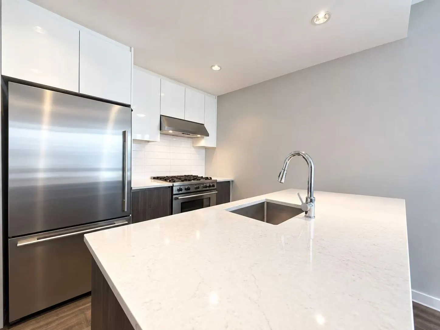 4900 Lennox Lane #2506
