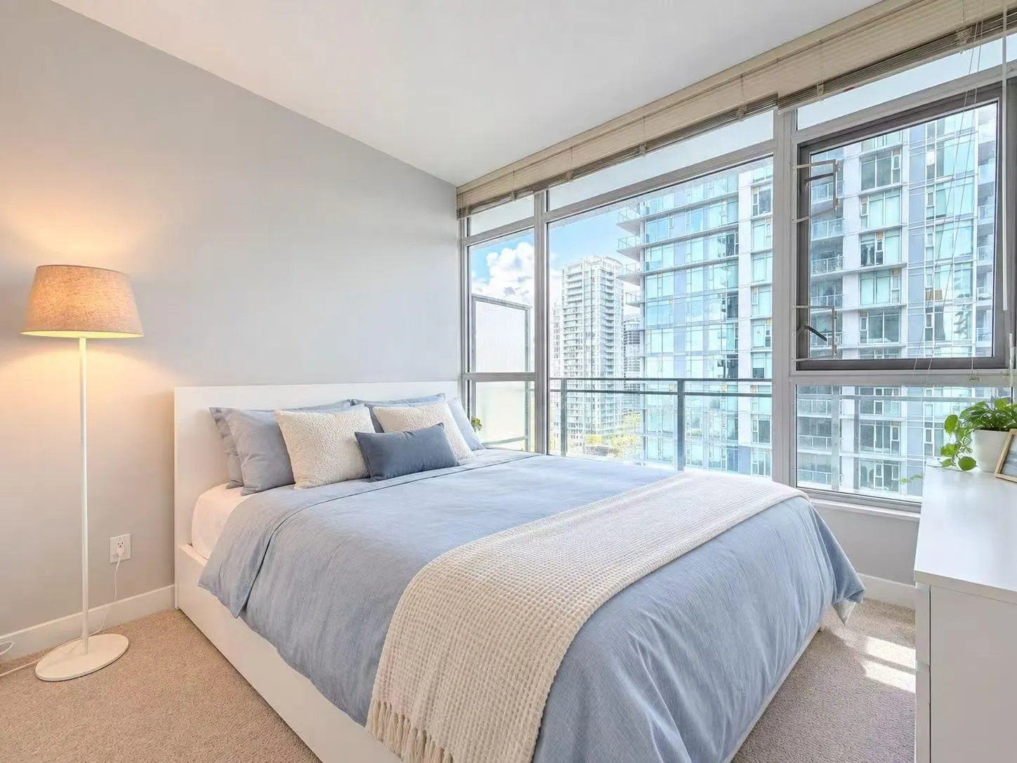 4900 Lennox Lane #2506