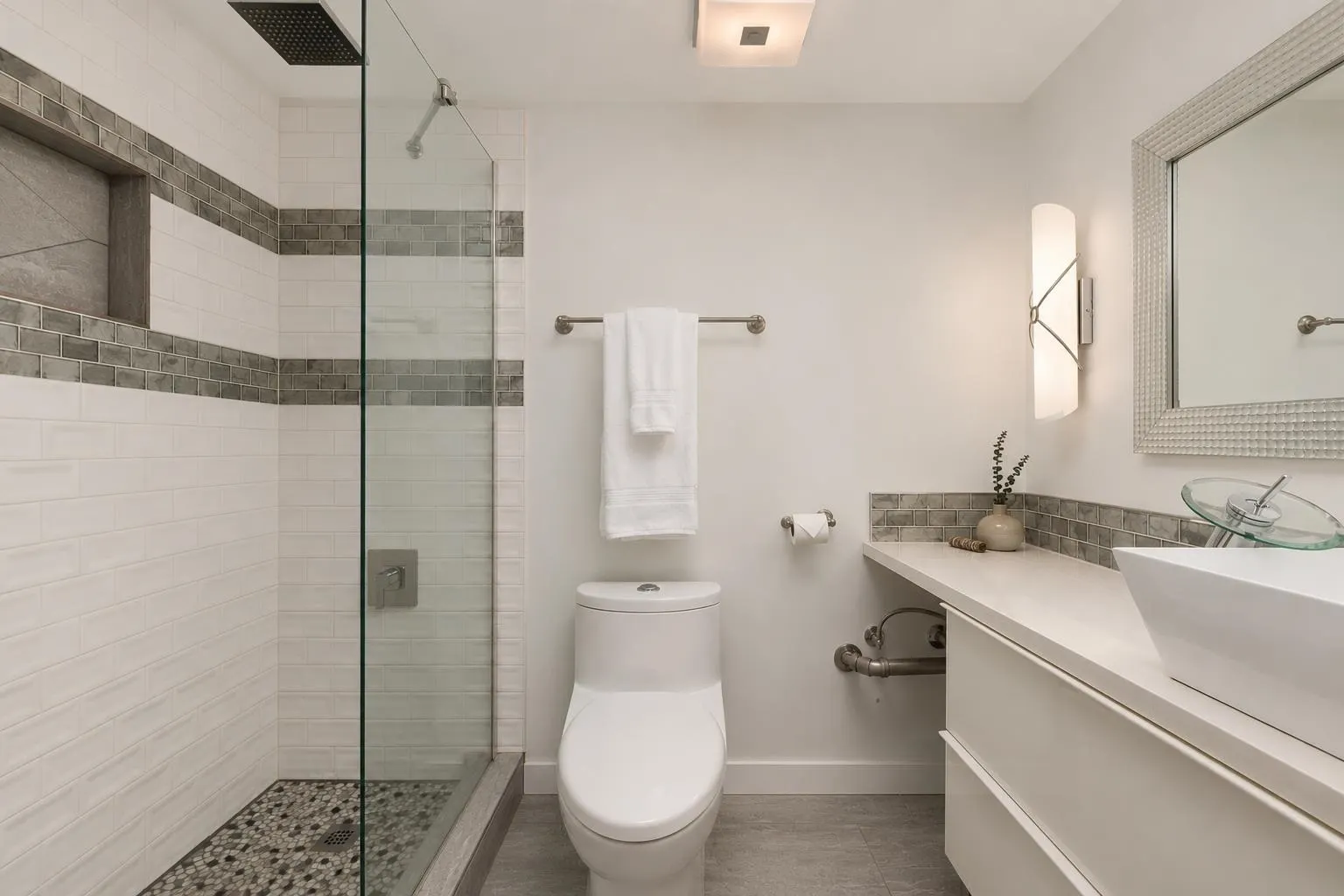 570 E 8th Avenue #306