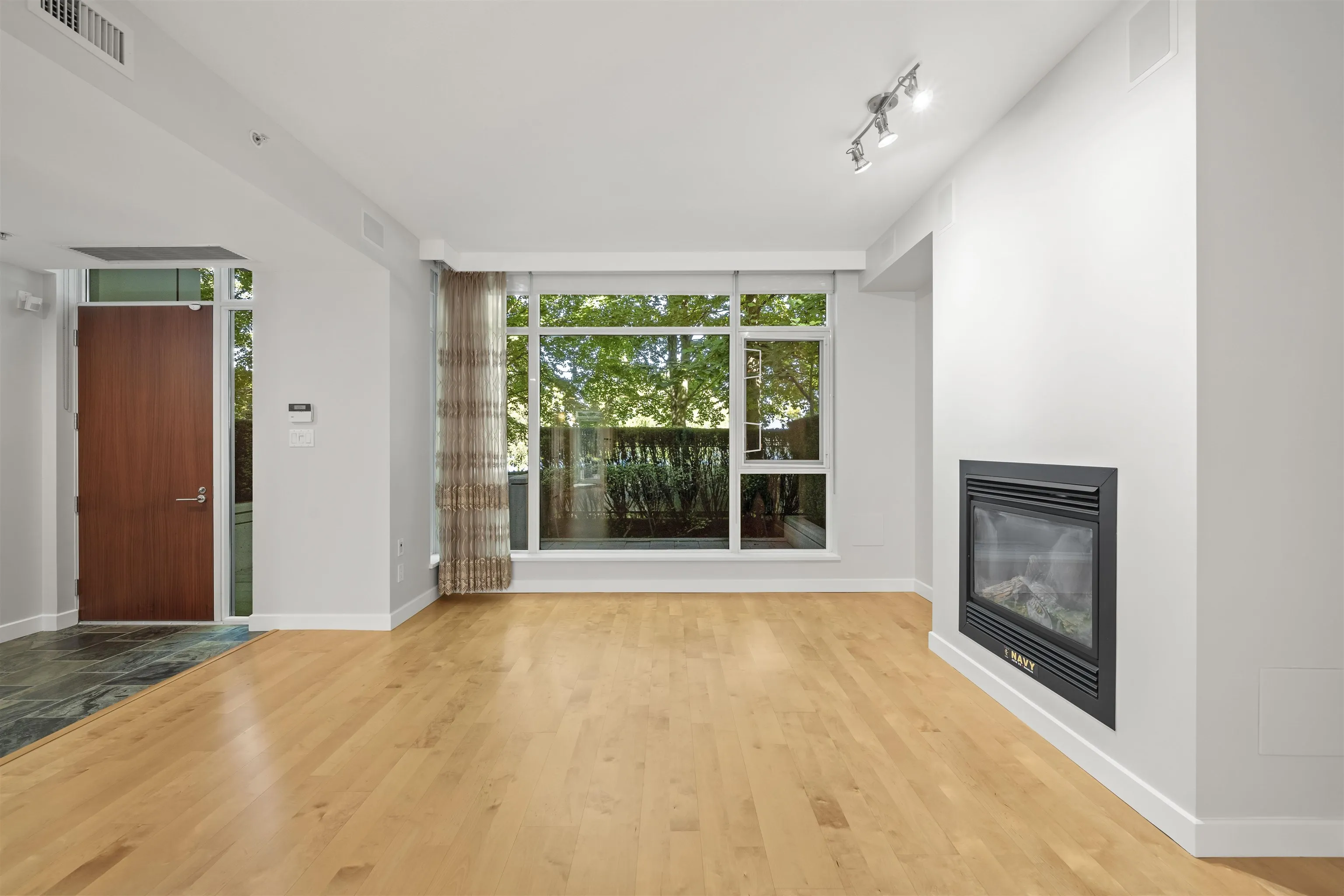 1281 W Cordova Street #TH19