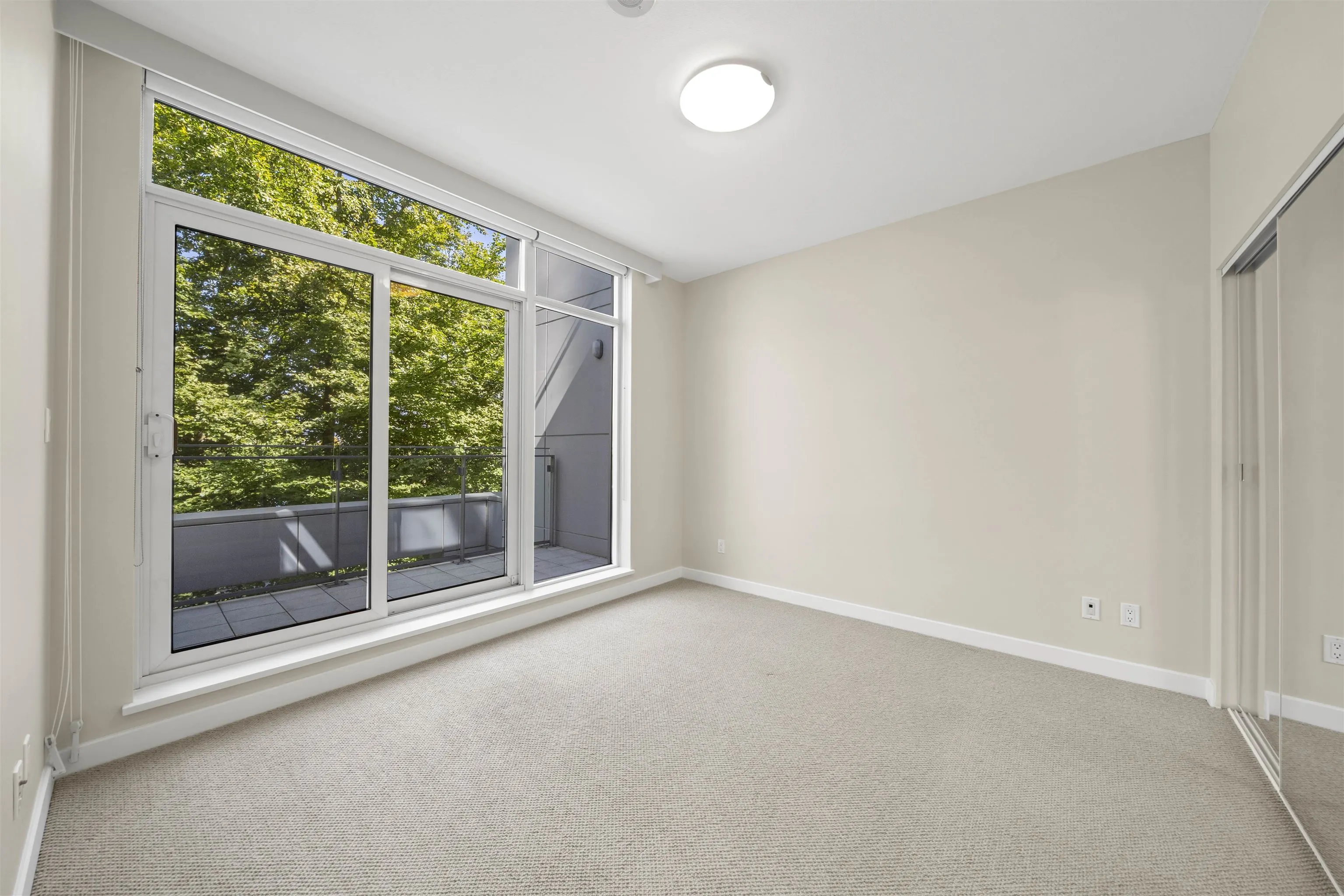 1281 W Cordova Street #TH19