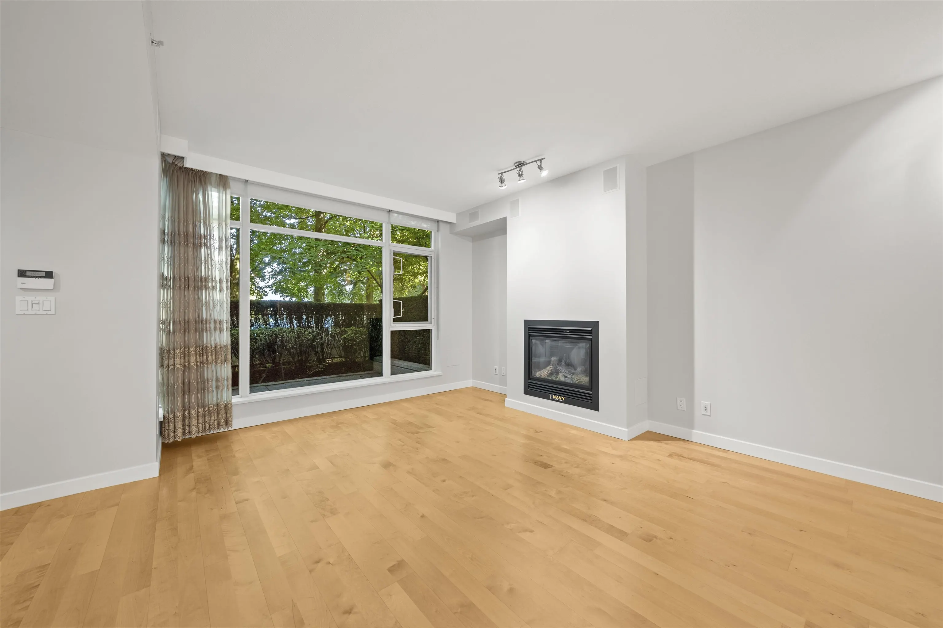 1281 W Cordova Street #TH19